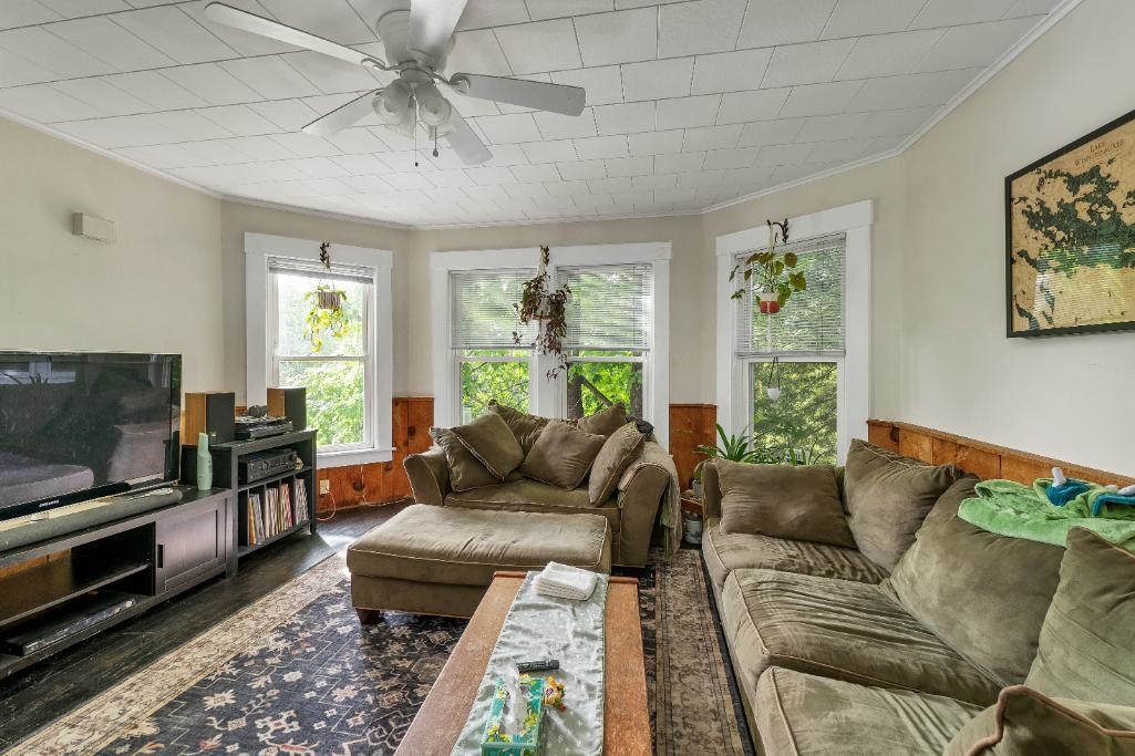 8 Lewis Street Property Photo 16