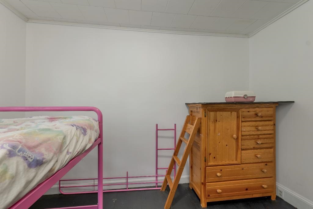 8 Lewis Street Property Photo 25