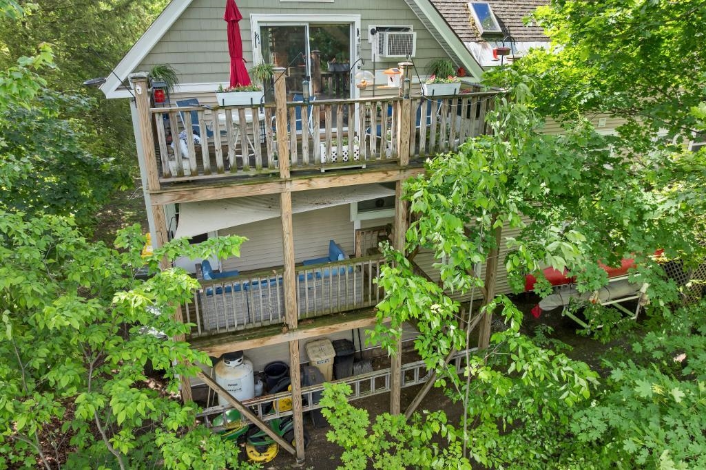 8 Lewis Street Property Photo 34