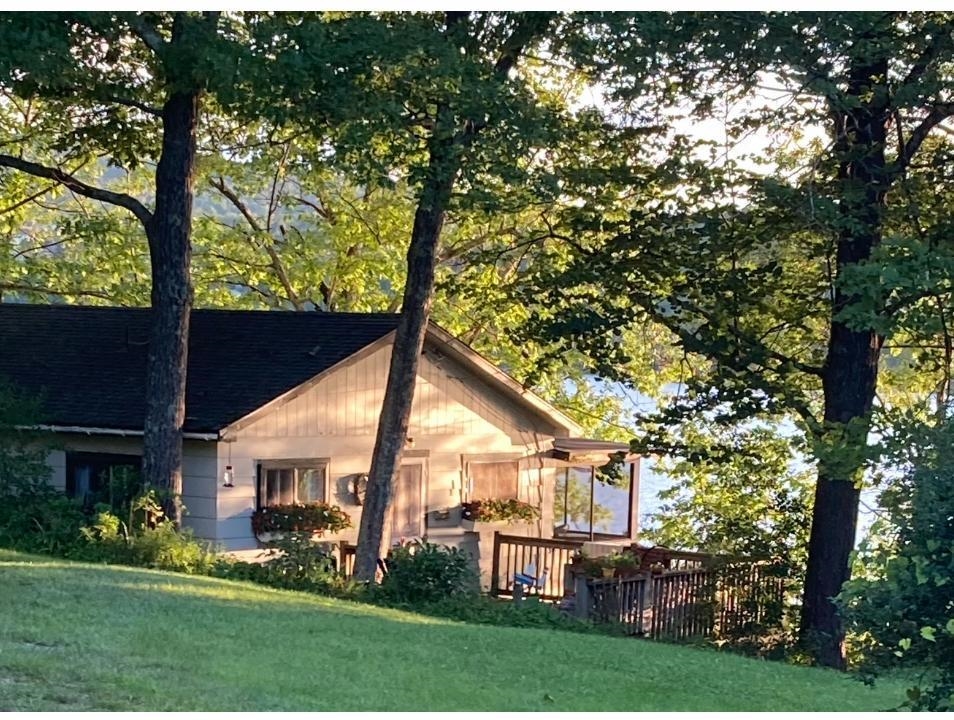 613 Stony Point Road Property Photo 1