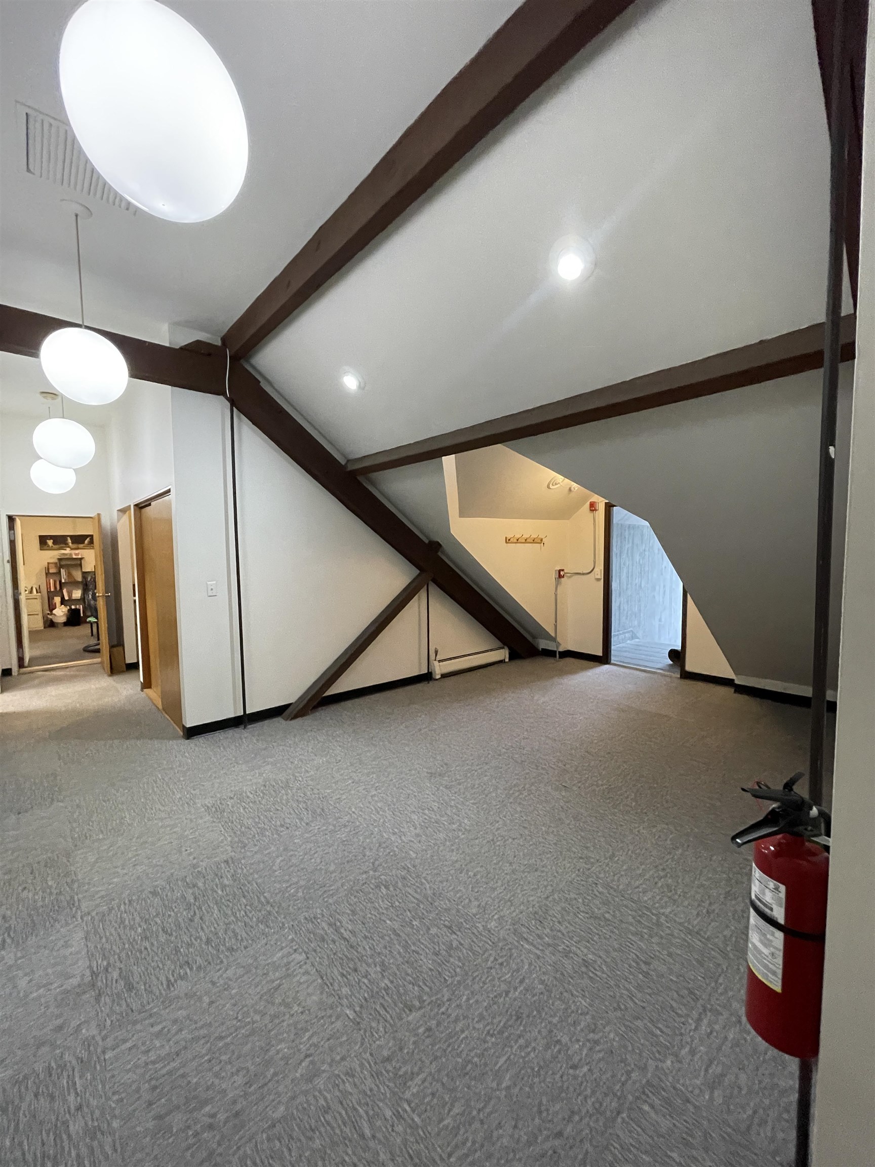 5138 Shelburne Road Property Photo 15