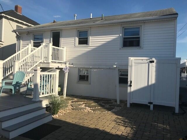 18 Lowell Street Property Photo 2