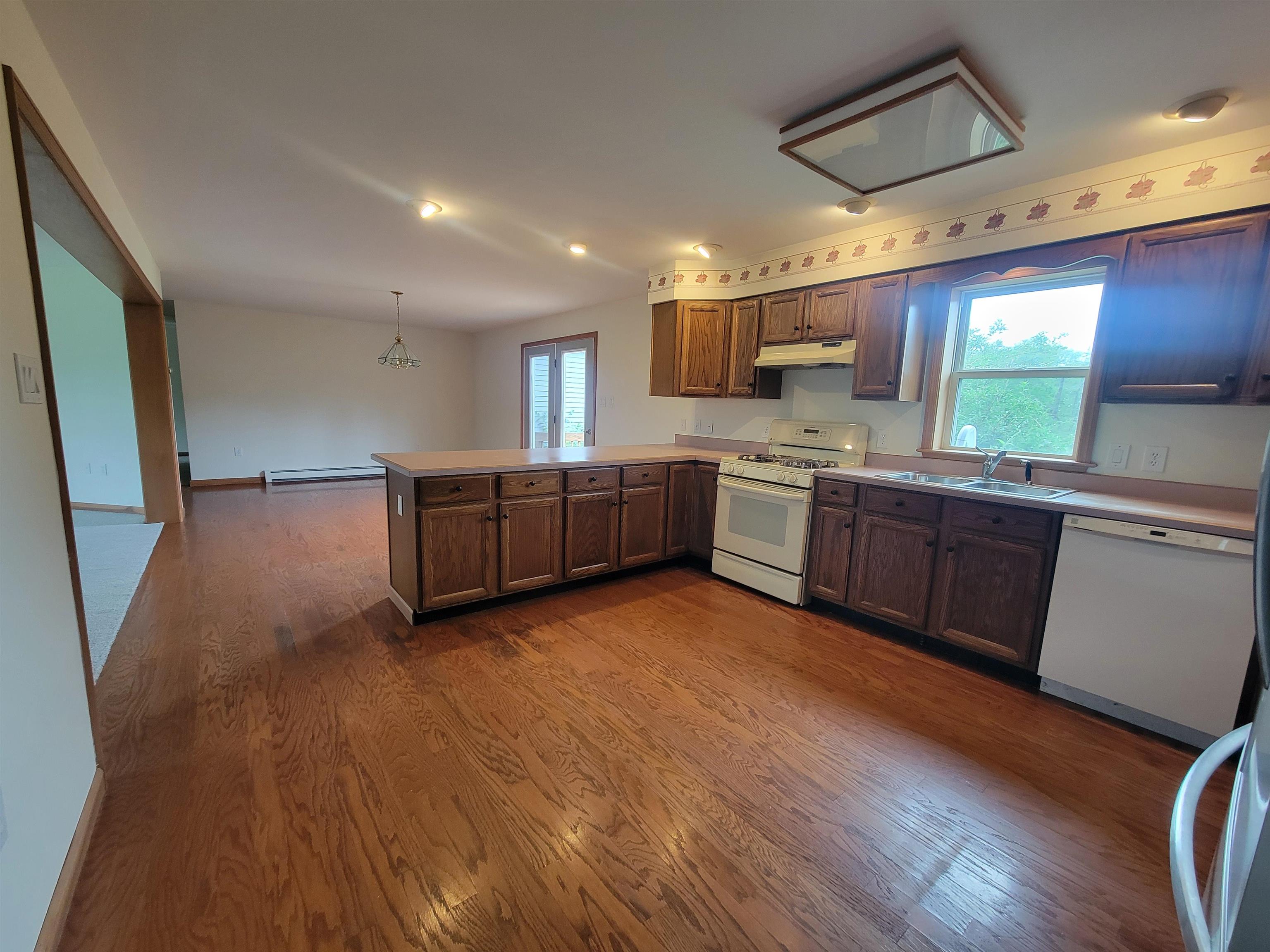 42 Chester Road Property Photo 6