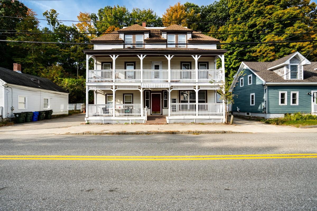 272 Front Street Property Photo 1