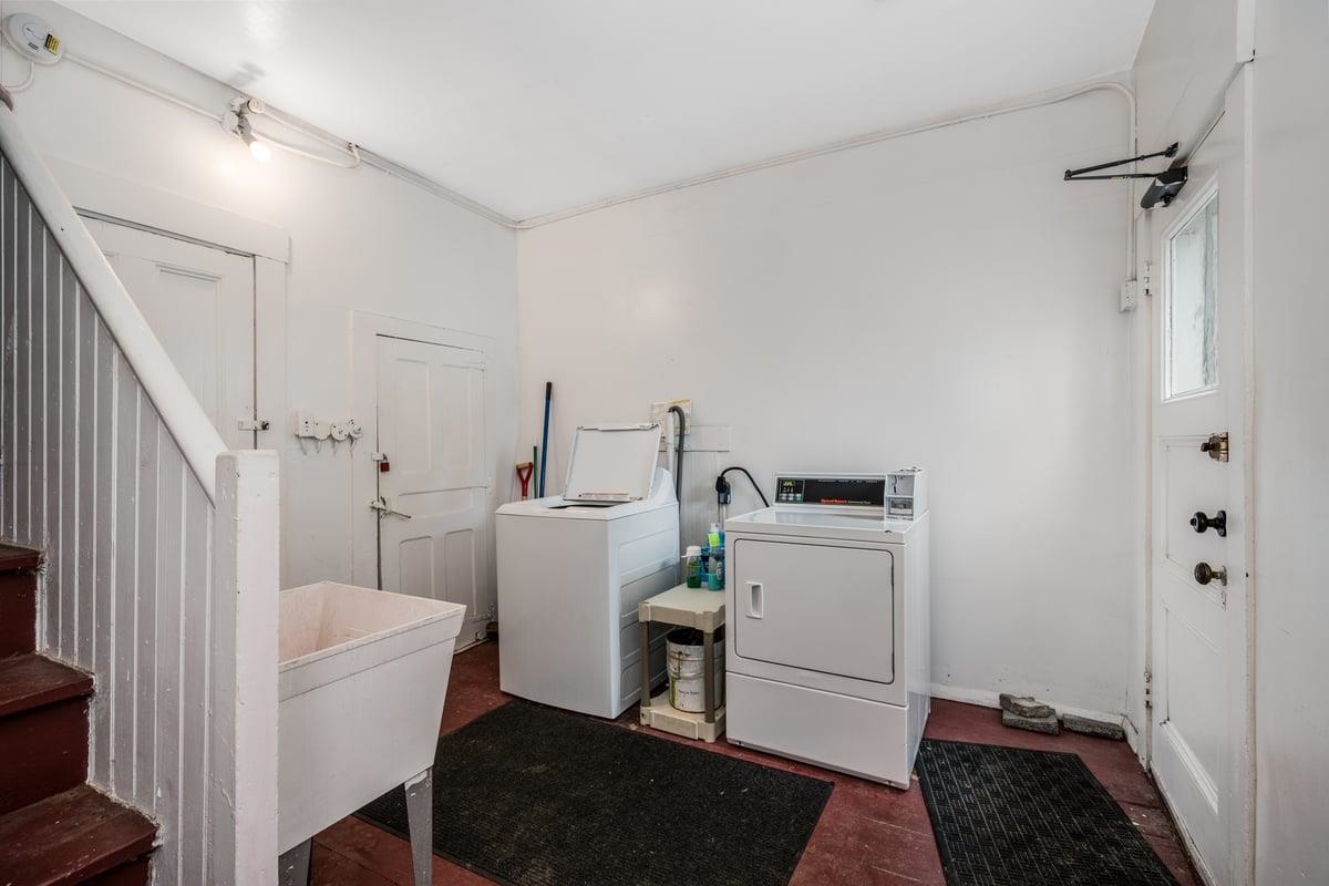 272 Front Street Property Photo 49