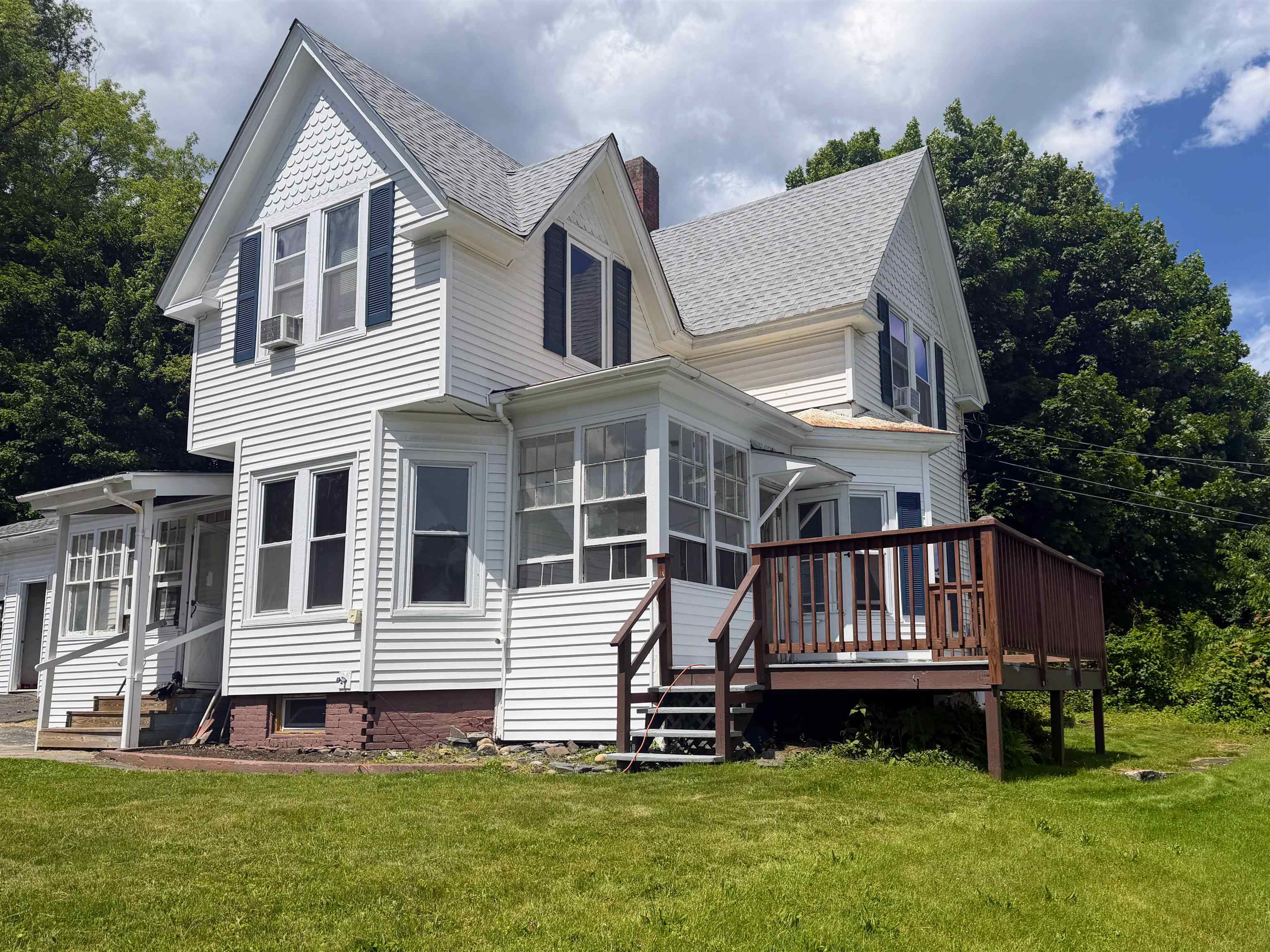 95 Clinton Street Property Photo 2