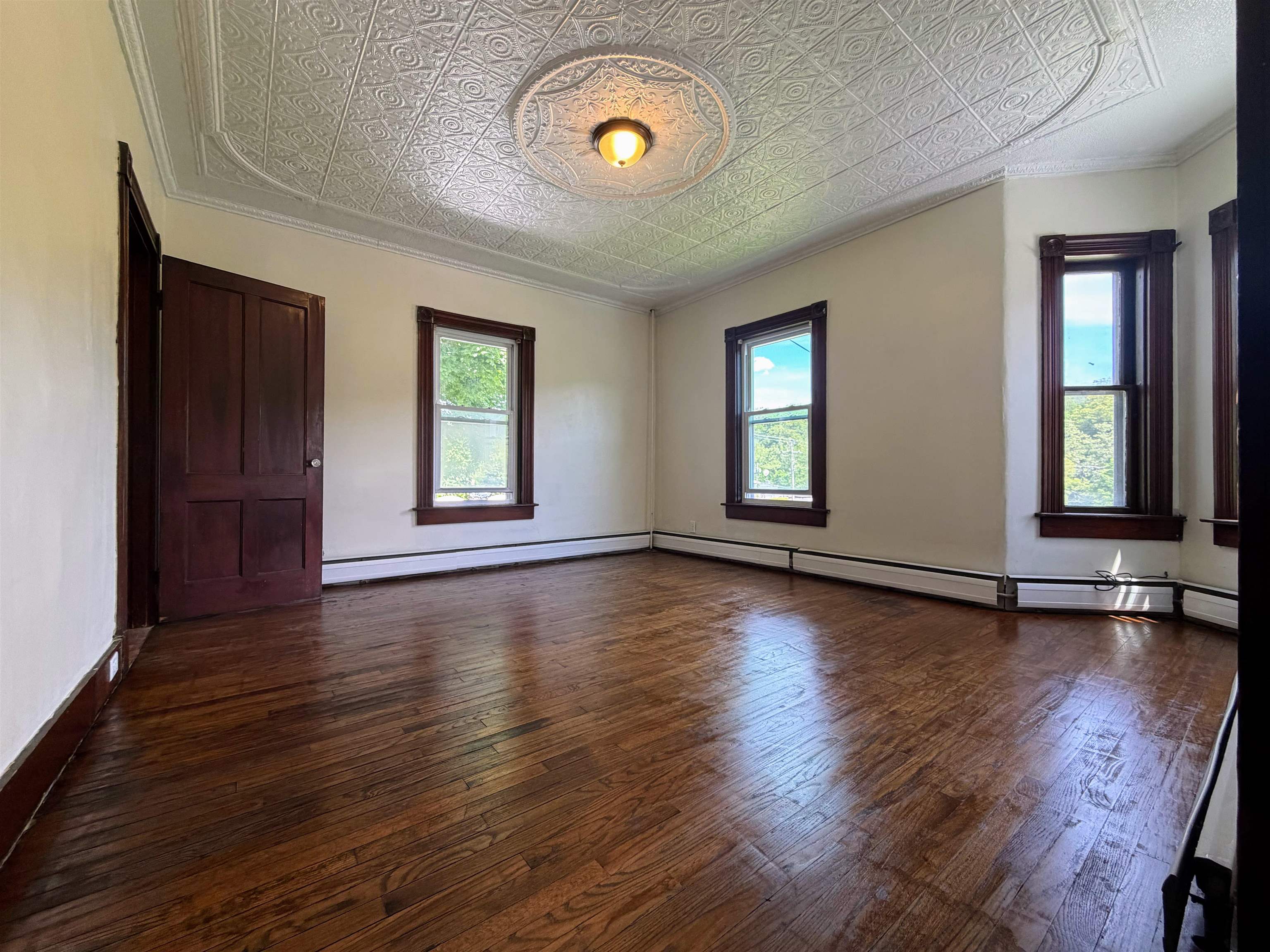95 Clinton Street Property Photo 7