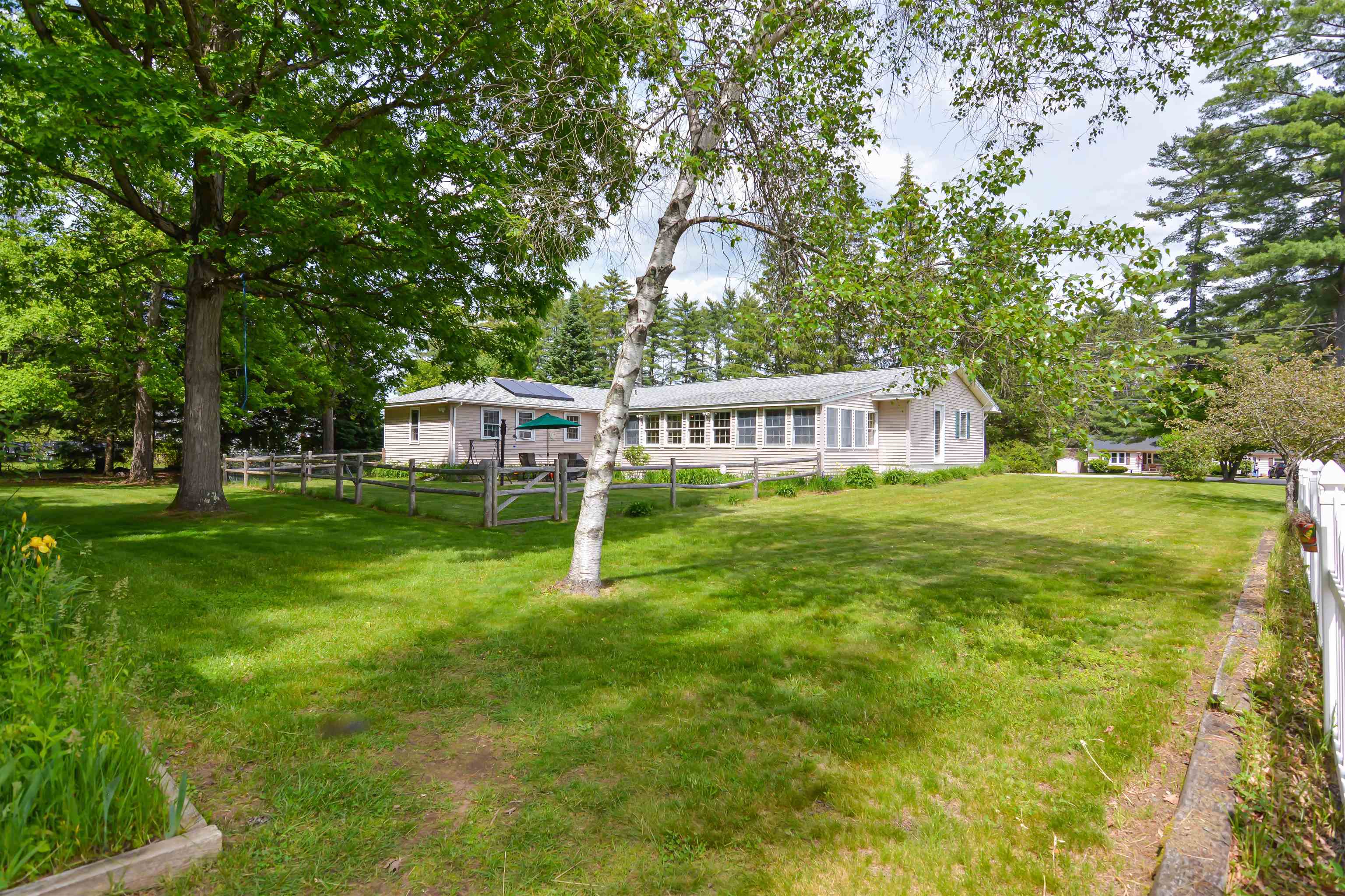 789 Old Homestead Highway Property Photo 1