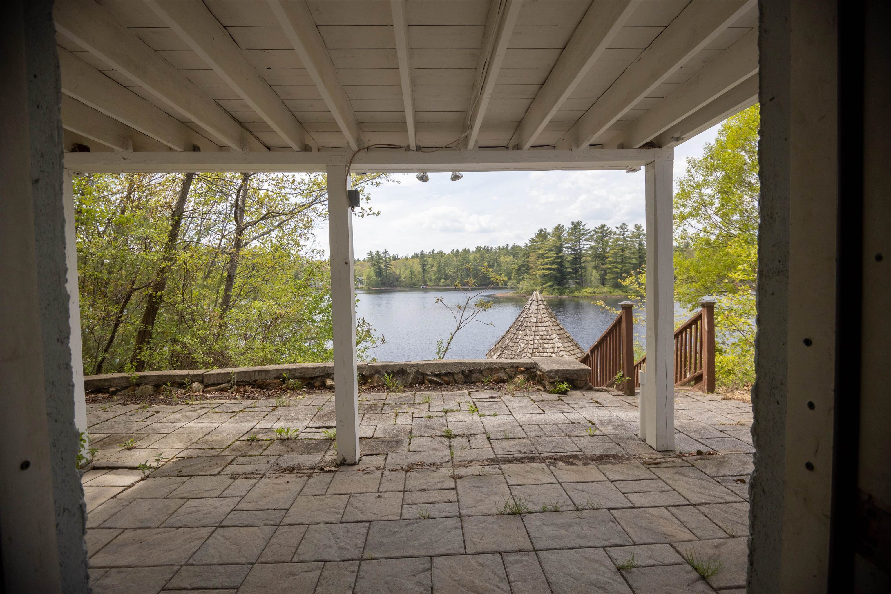 20 Shore Road Property Photo 31