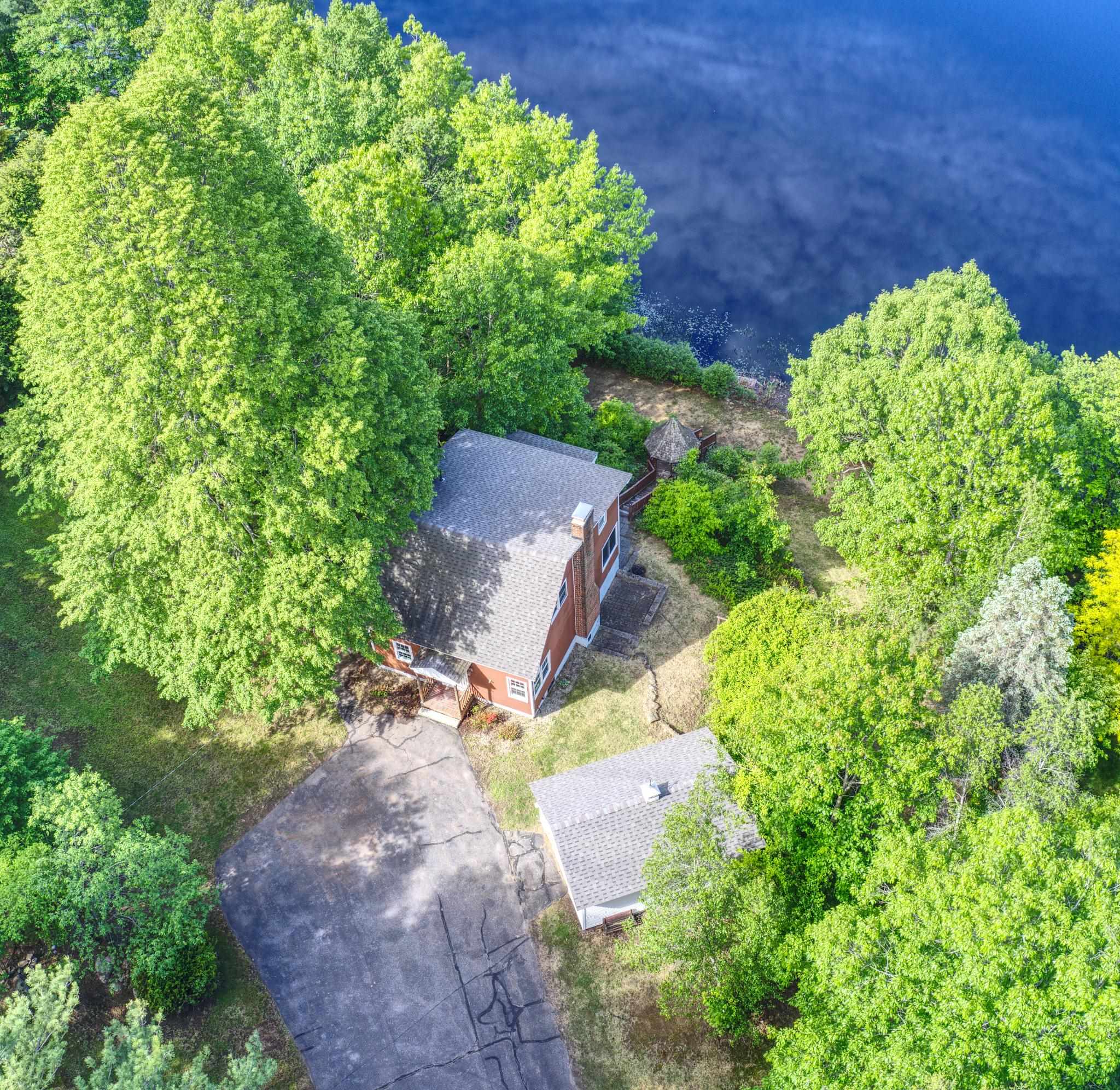20 Shore Road Property Photo 34
