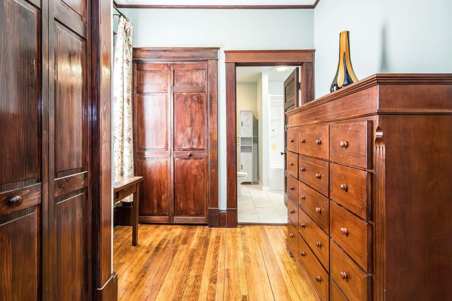 209 State Street Property Photo 9