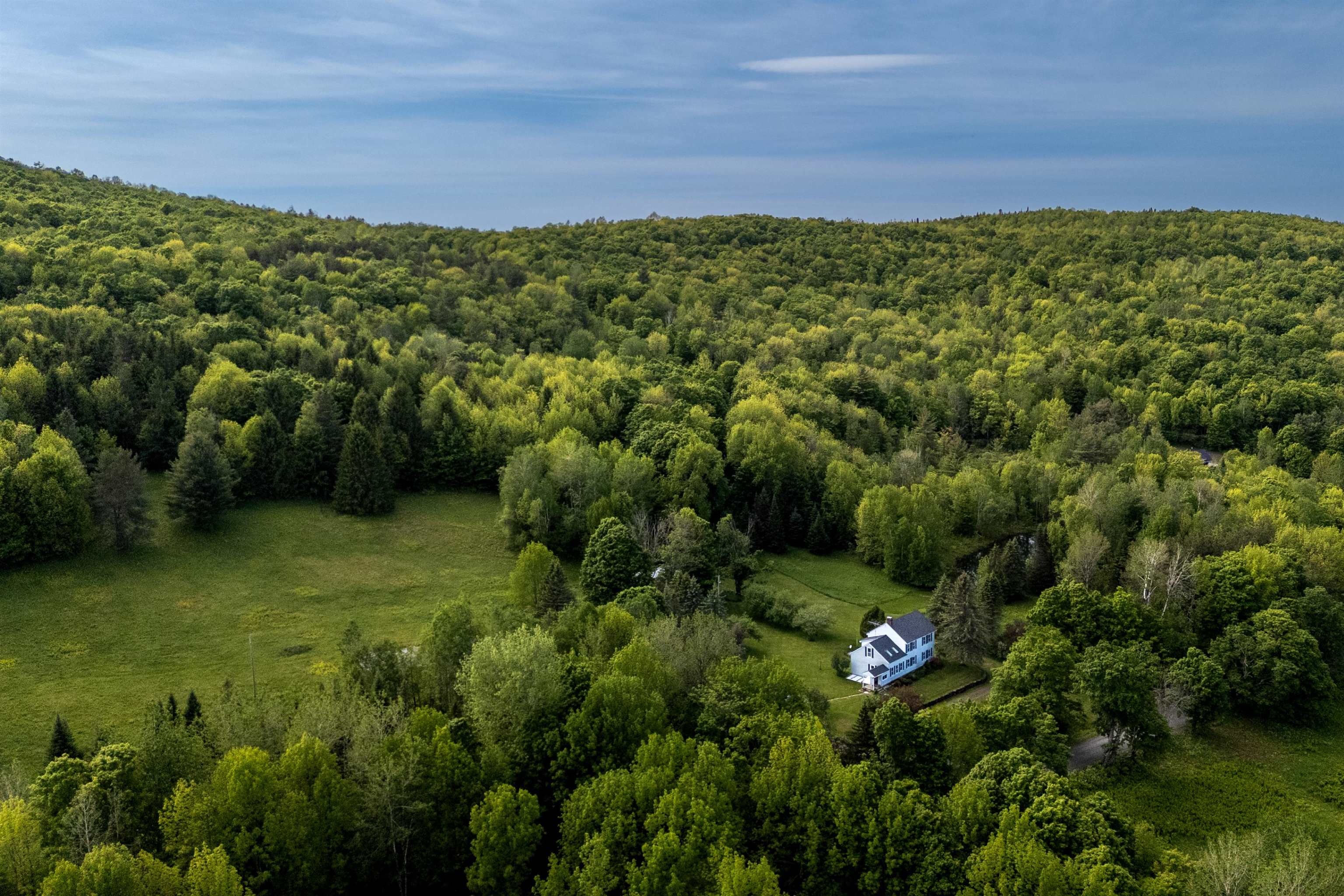 1574 Weir Road Property Photo 4
