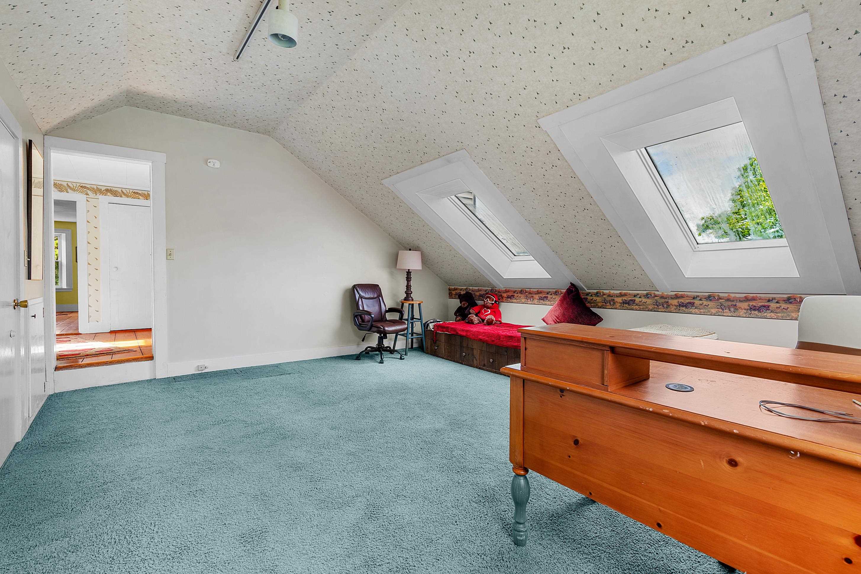 1574 Weir Road Property Photo 28