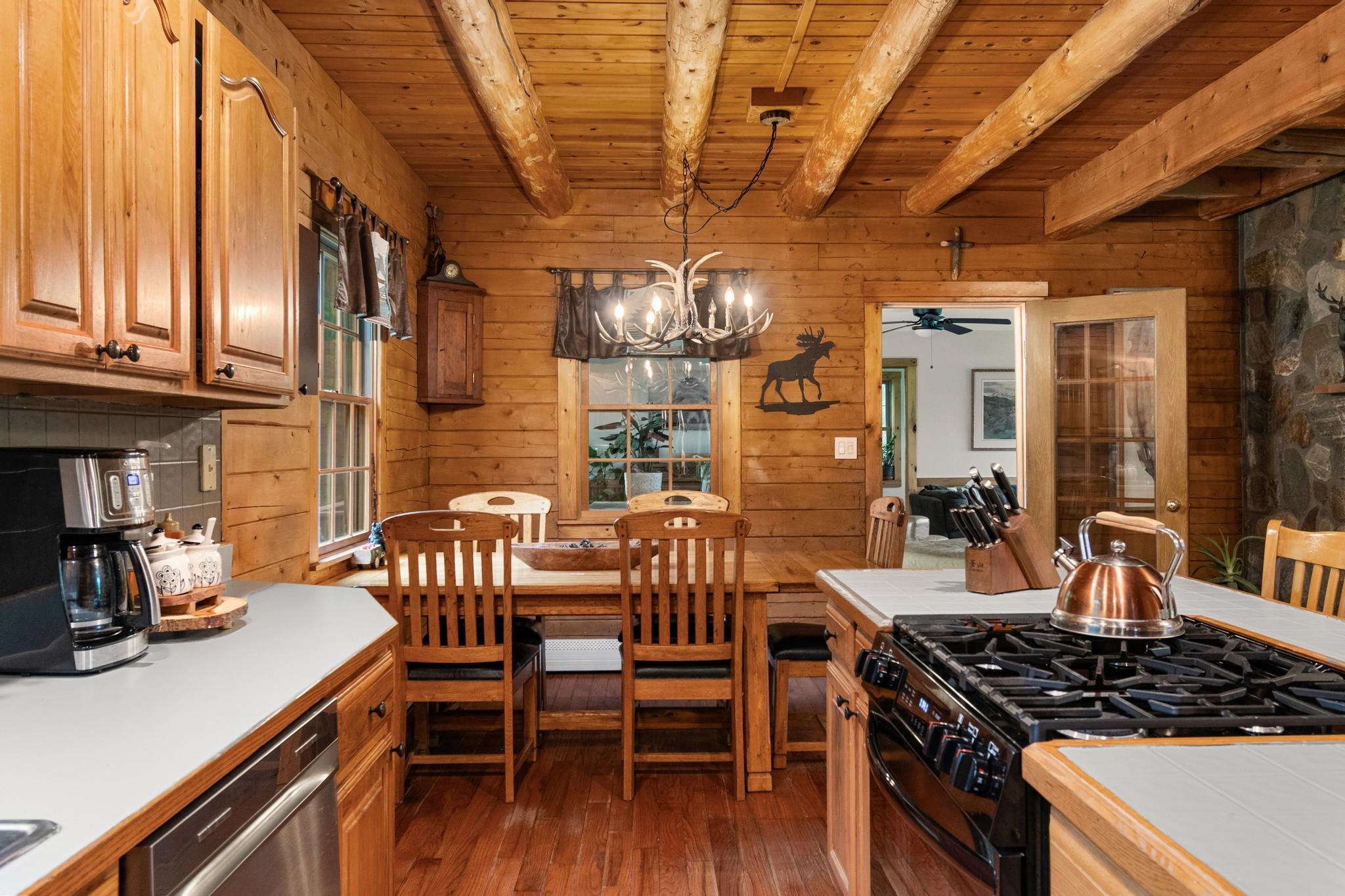 1586 Church Road Property Photo 16