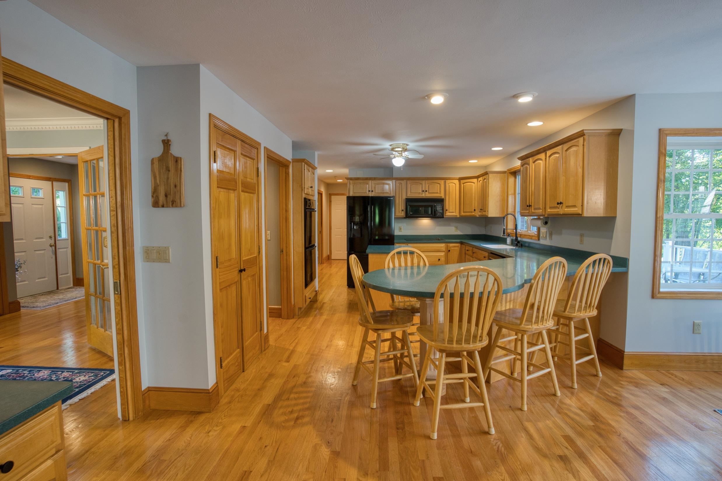 3 Summerfare Street Property Photo 8