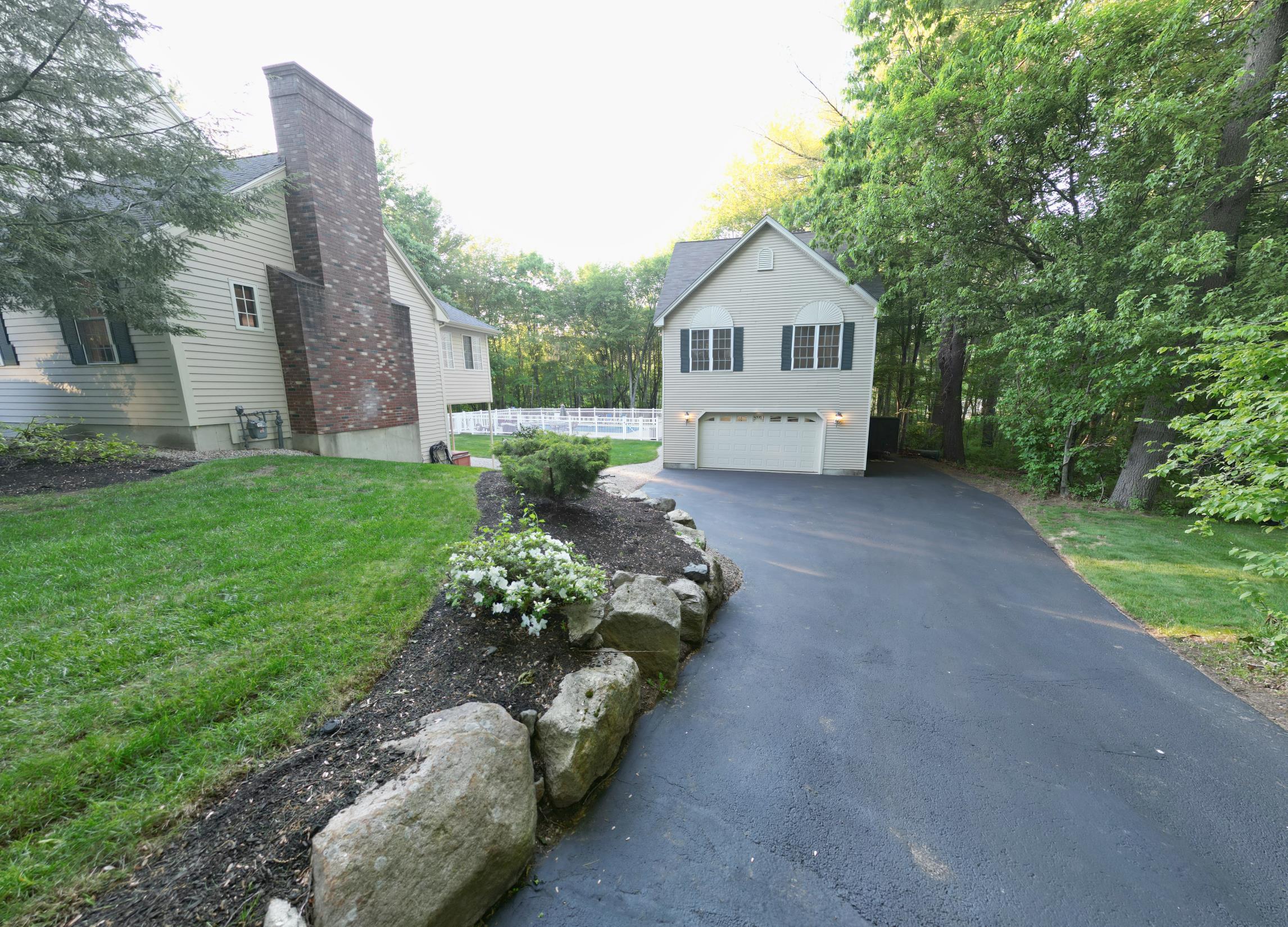 3 Summerfare Street Property Photo 33