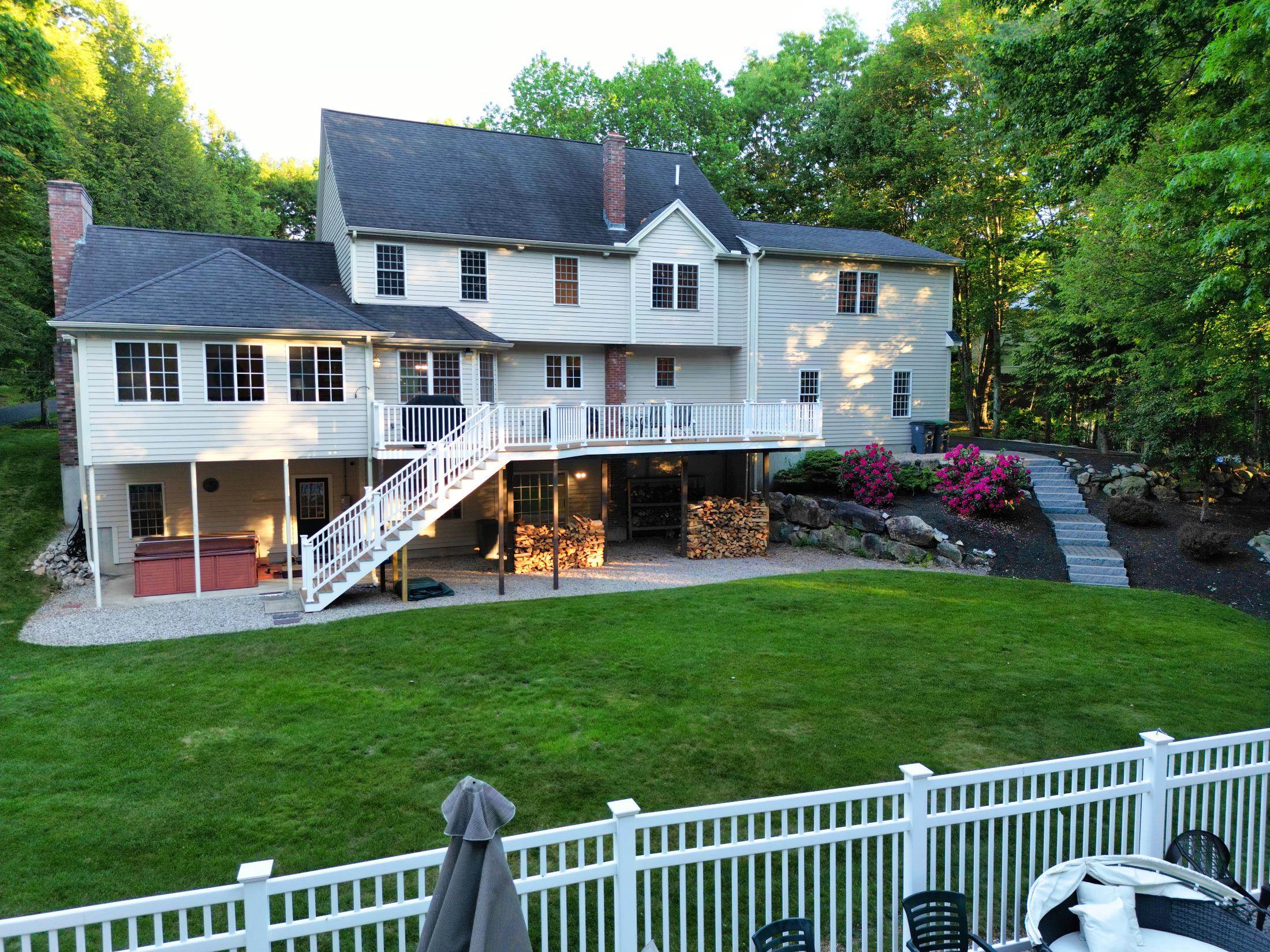 3 Summerfare Street Property Photo 37