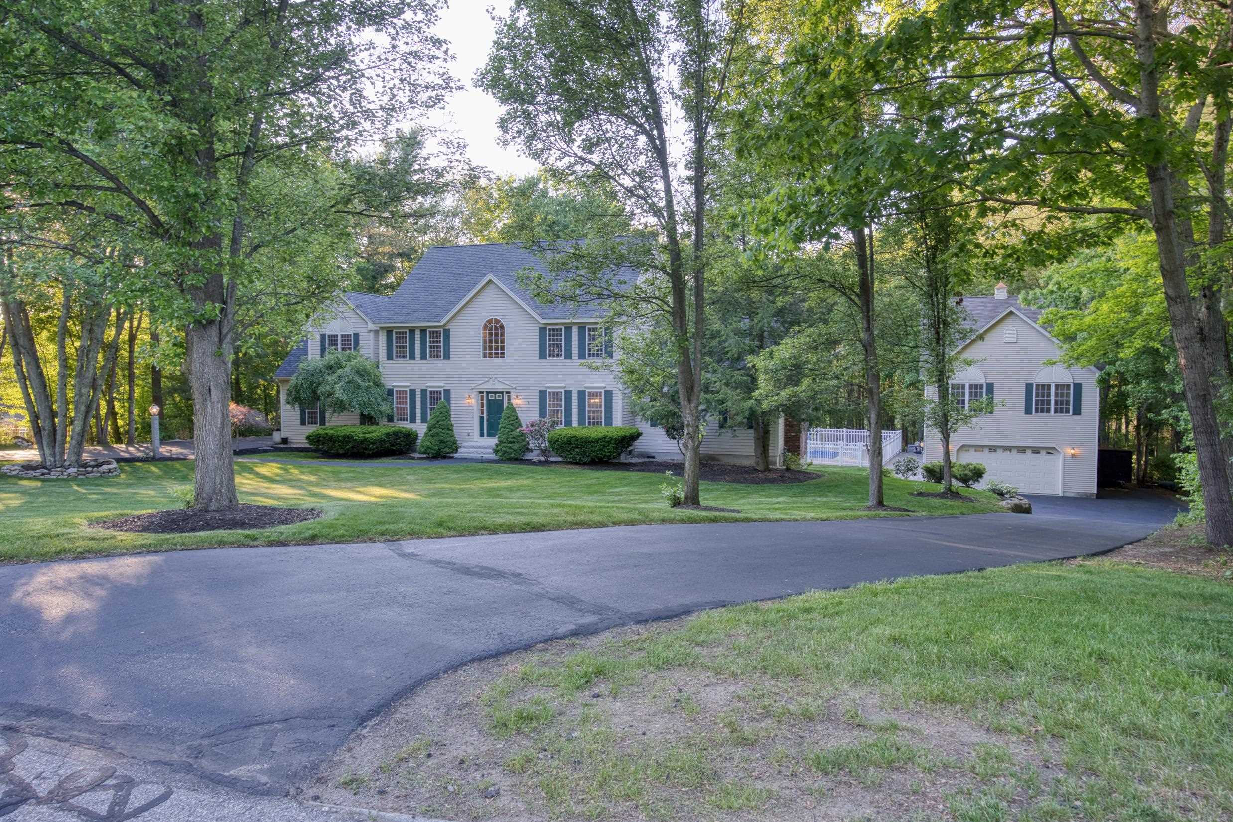 3 Summerfare Street Property Photo 42