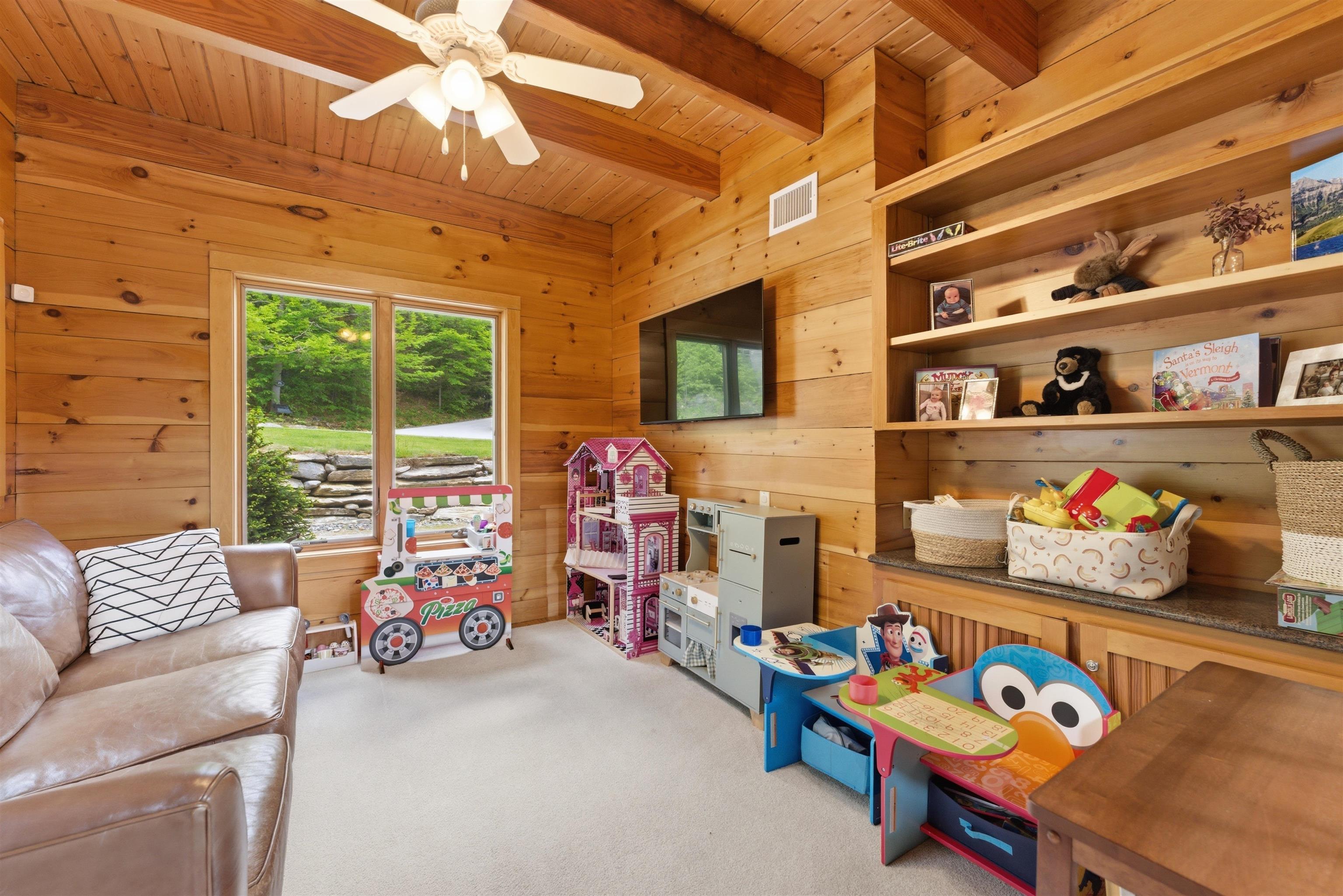 27 Mountain View Road Property Photo 5