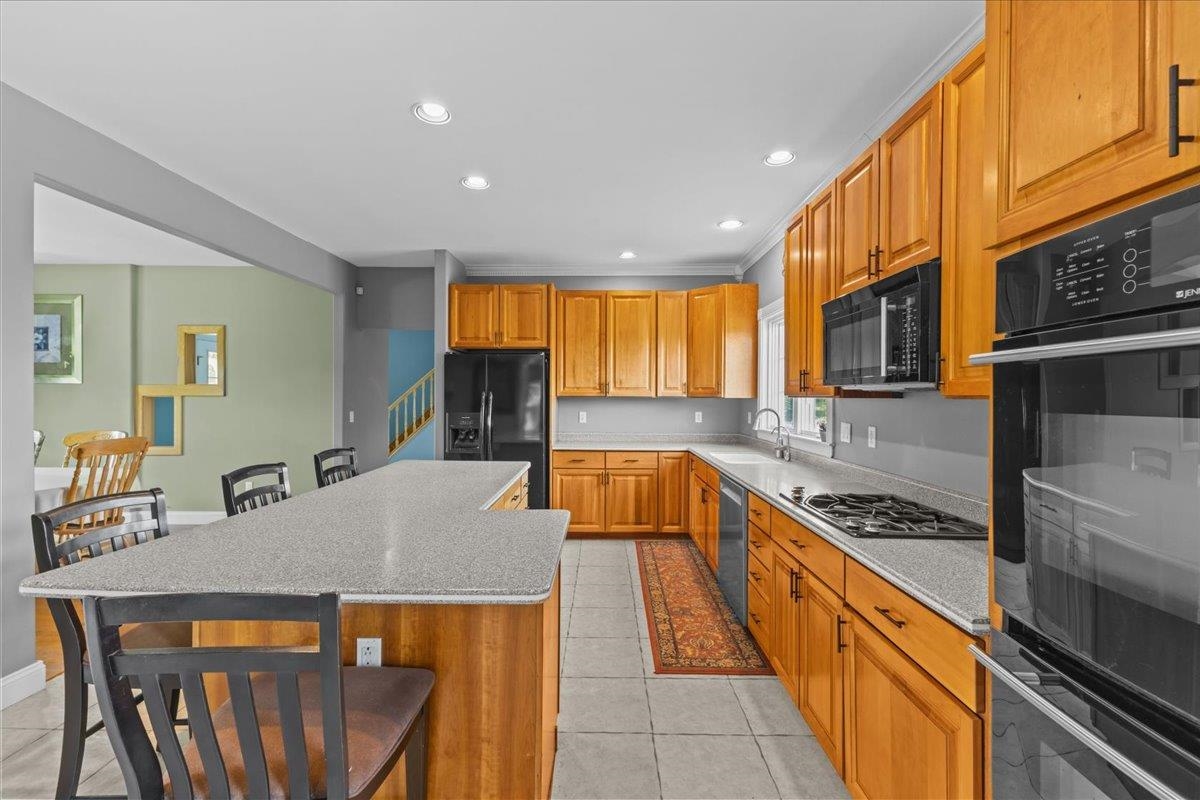 413 Hibbard Road Property Photo 5
