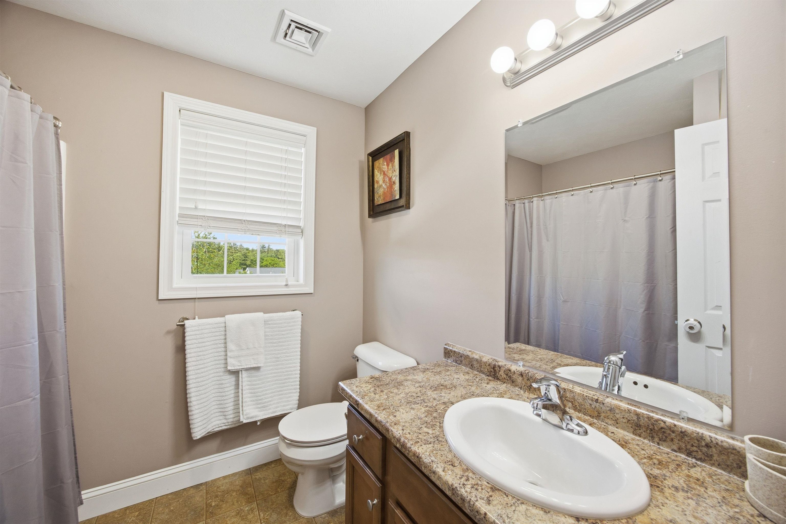 317 University Circle Property Photo 25
