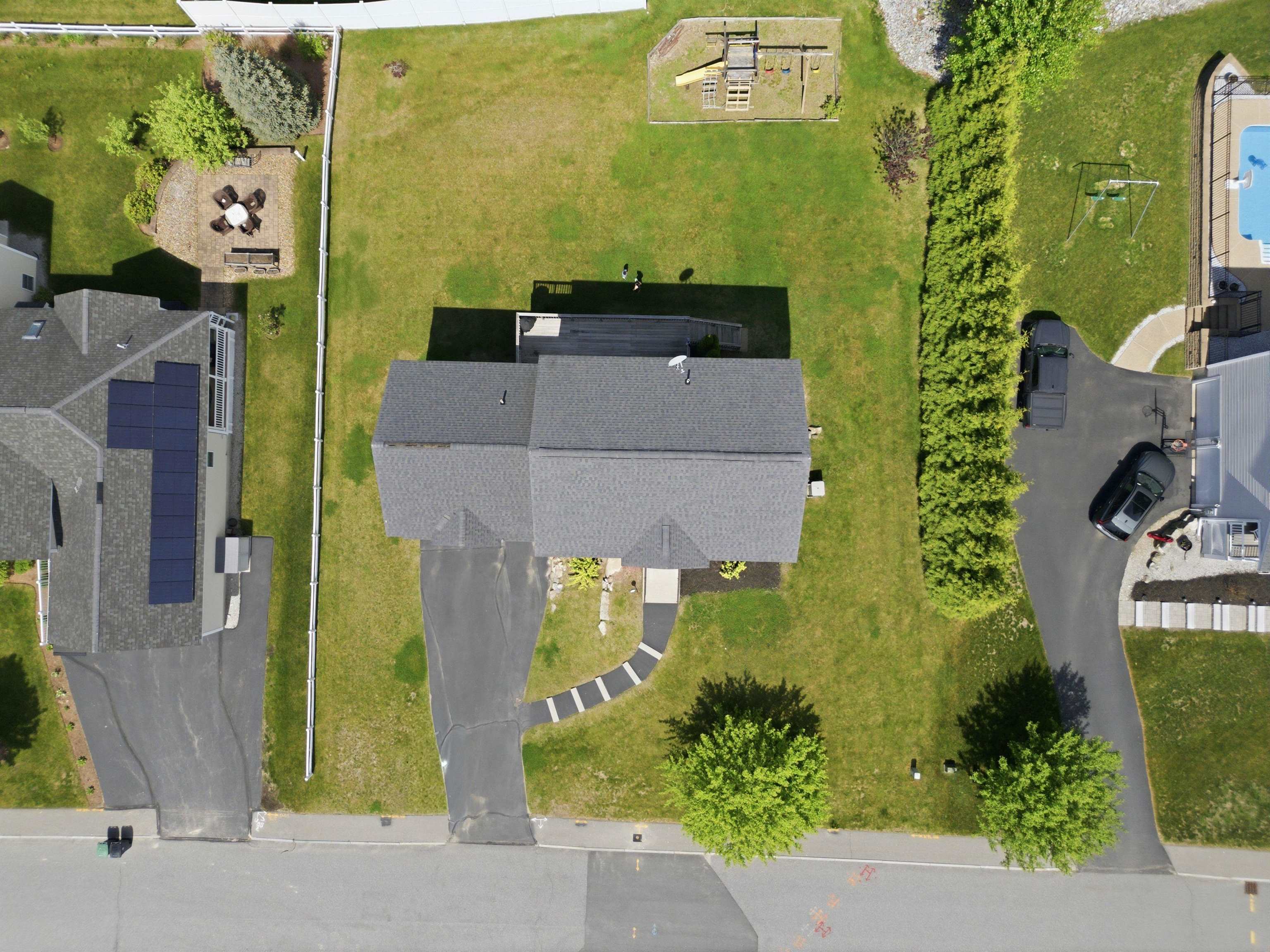 317 University Circle Property Photo 40