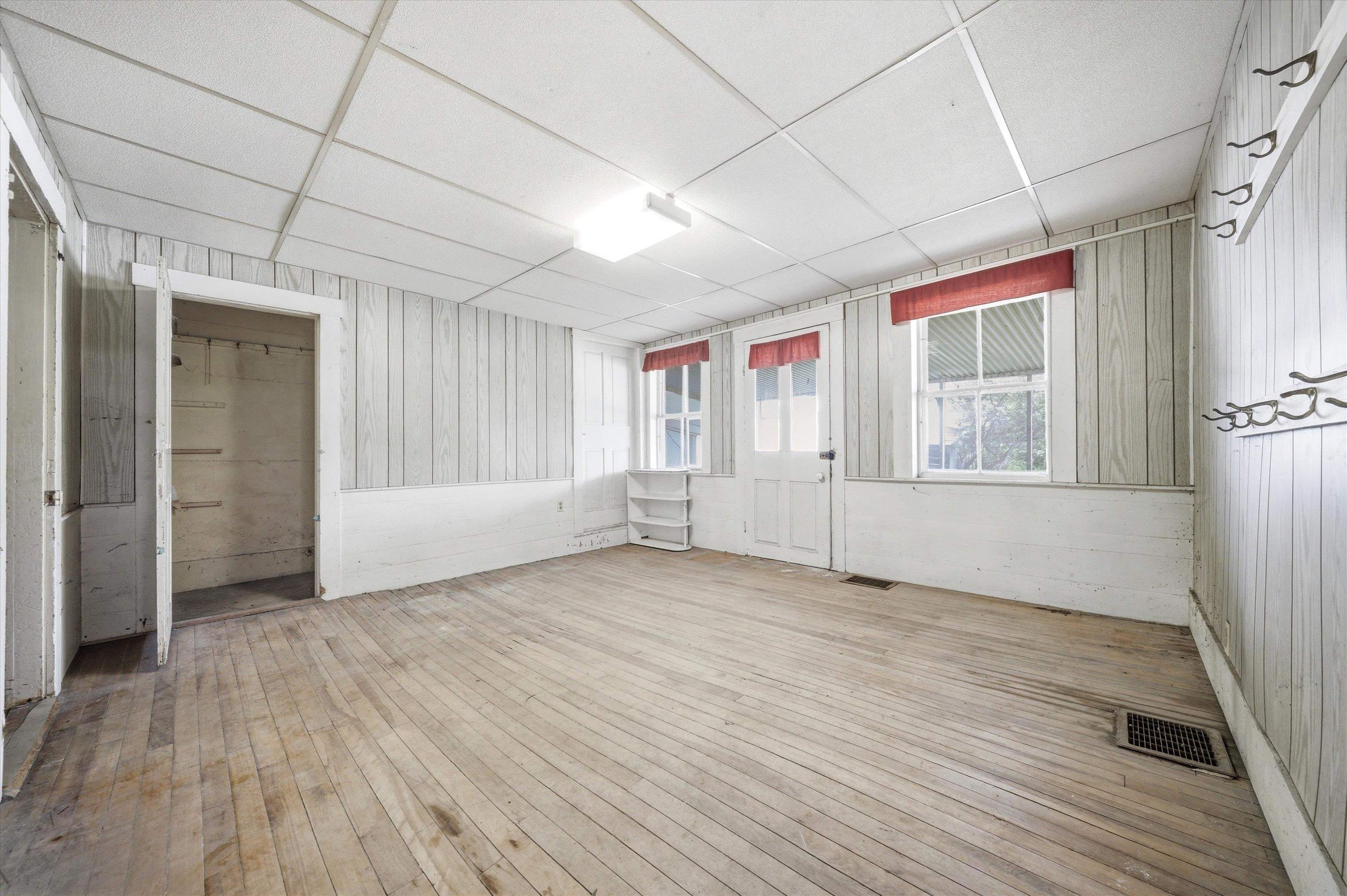 120 Monroe Road Property Photo 31