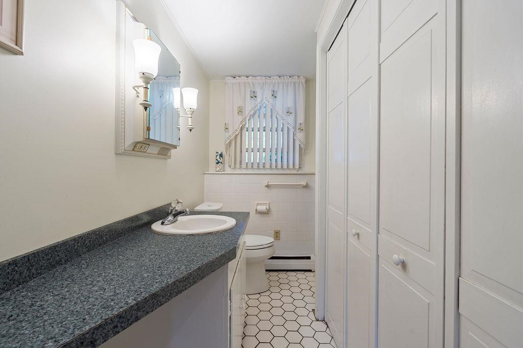 2 Harding Road Property Photo 17