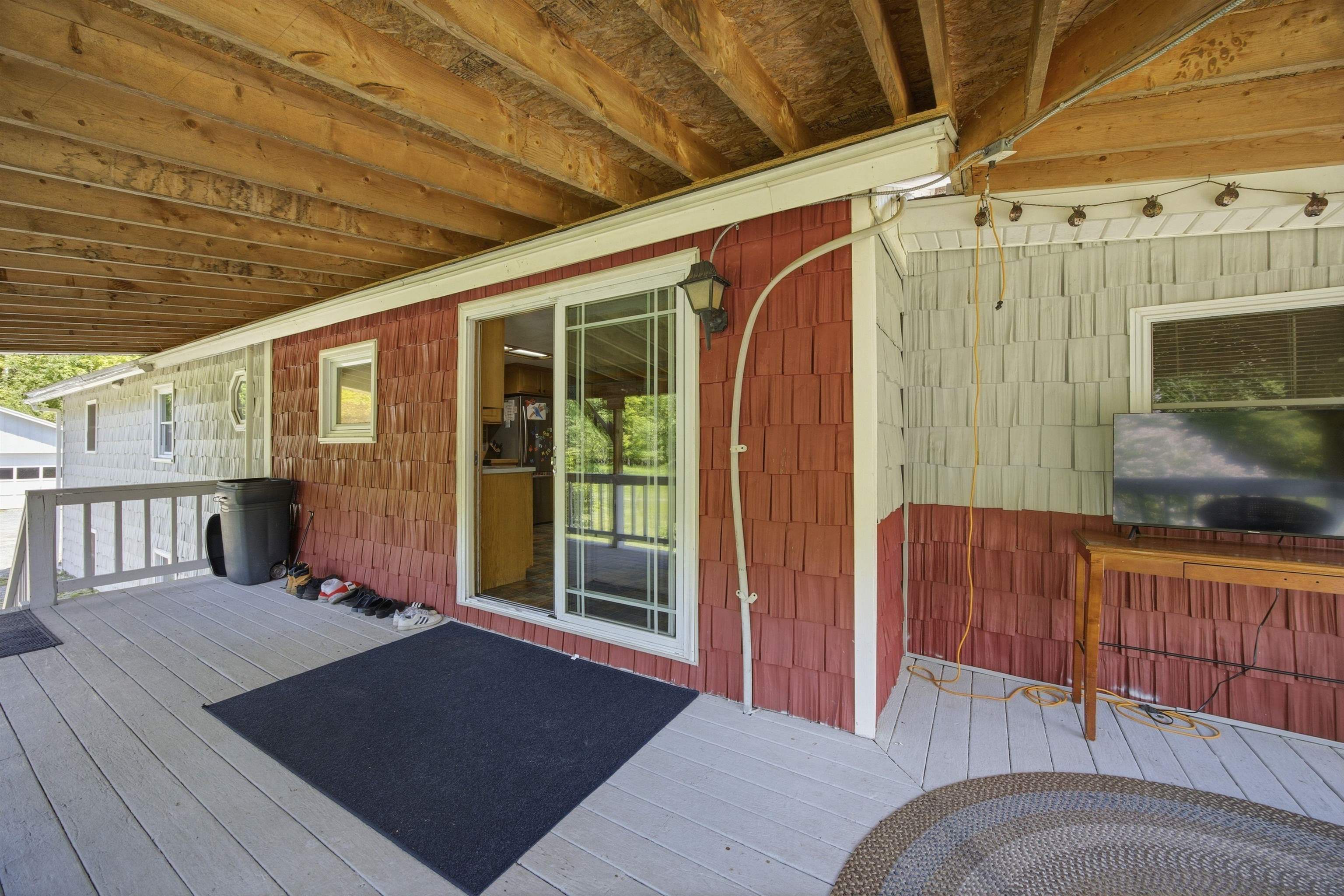 219 Longmoore Drive Property Photo 6