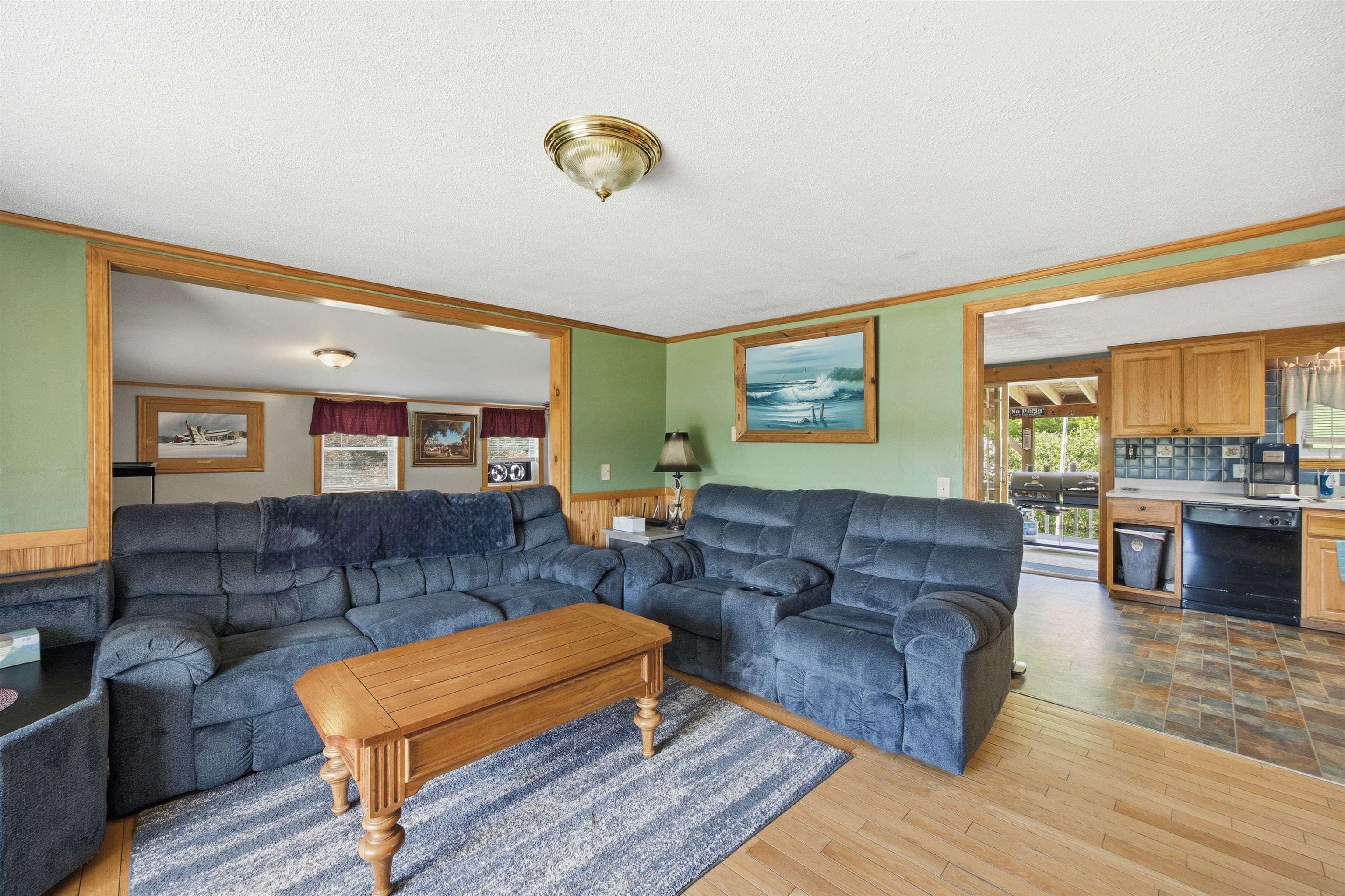 219 Longmoore Drive Property Photo 17