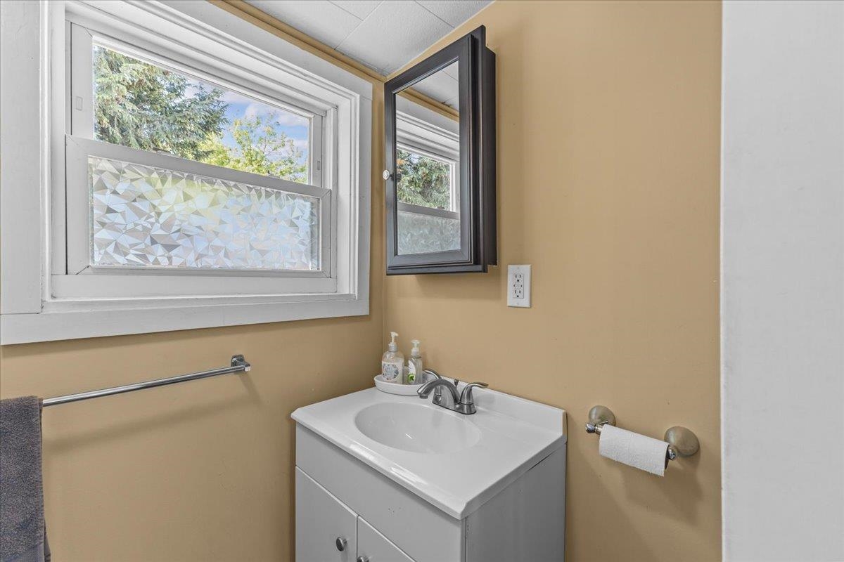 280 Lake Street Property Photo 31