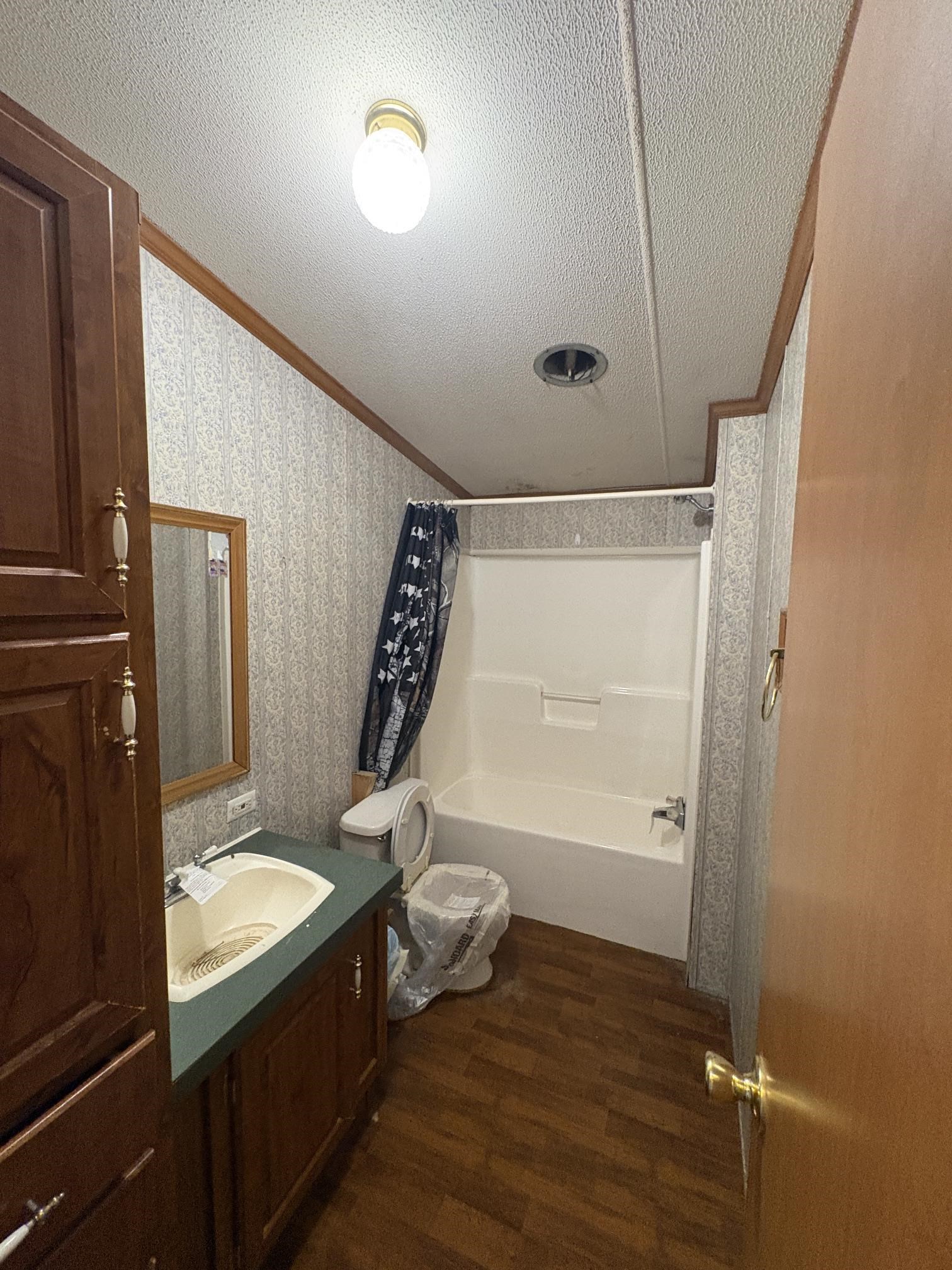 3 Benson Lane Property Photo 11