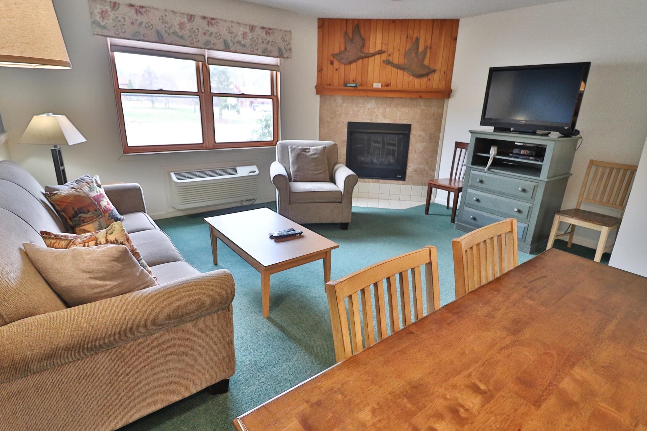 164 Deer Park Drive Property Photo 7
