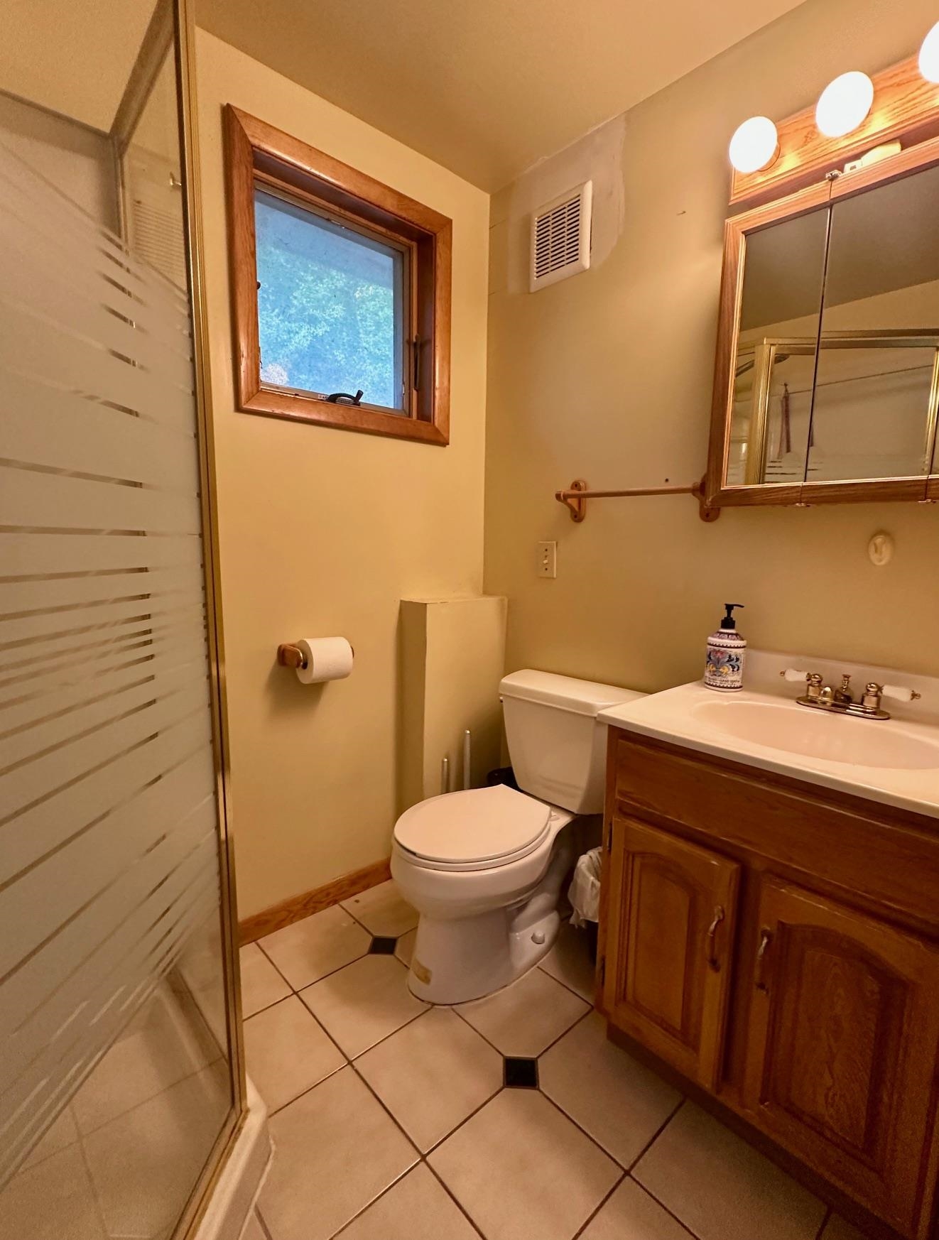 22 Lawrence Heights Property Photo 27