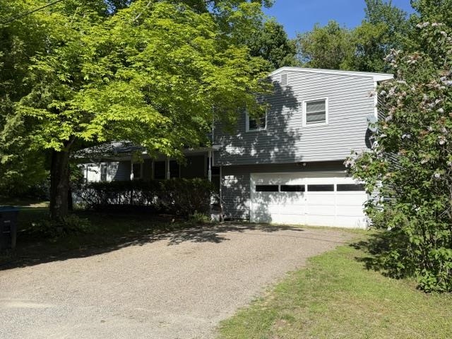 22 Lawrence Heights Property Photo 37