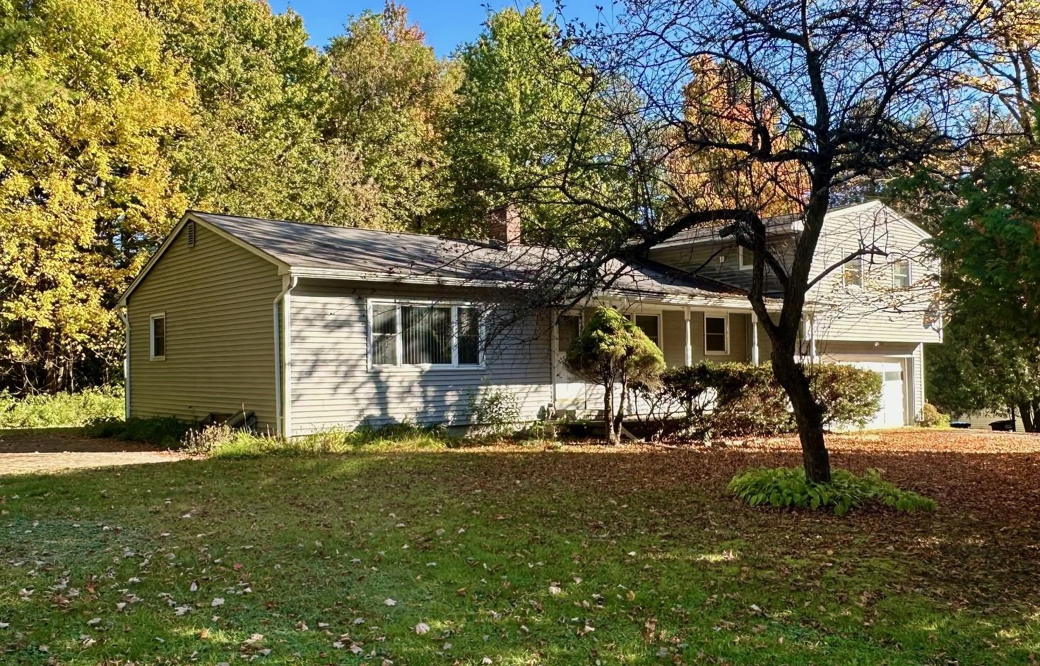 22 Lawrence Heights Property Photo 48