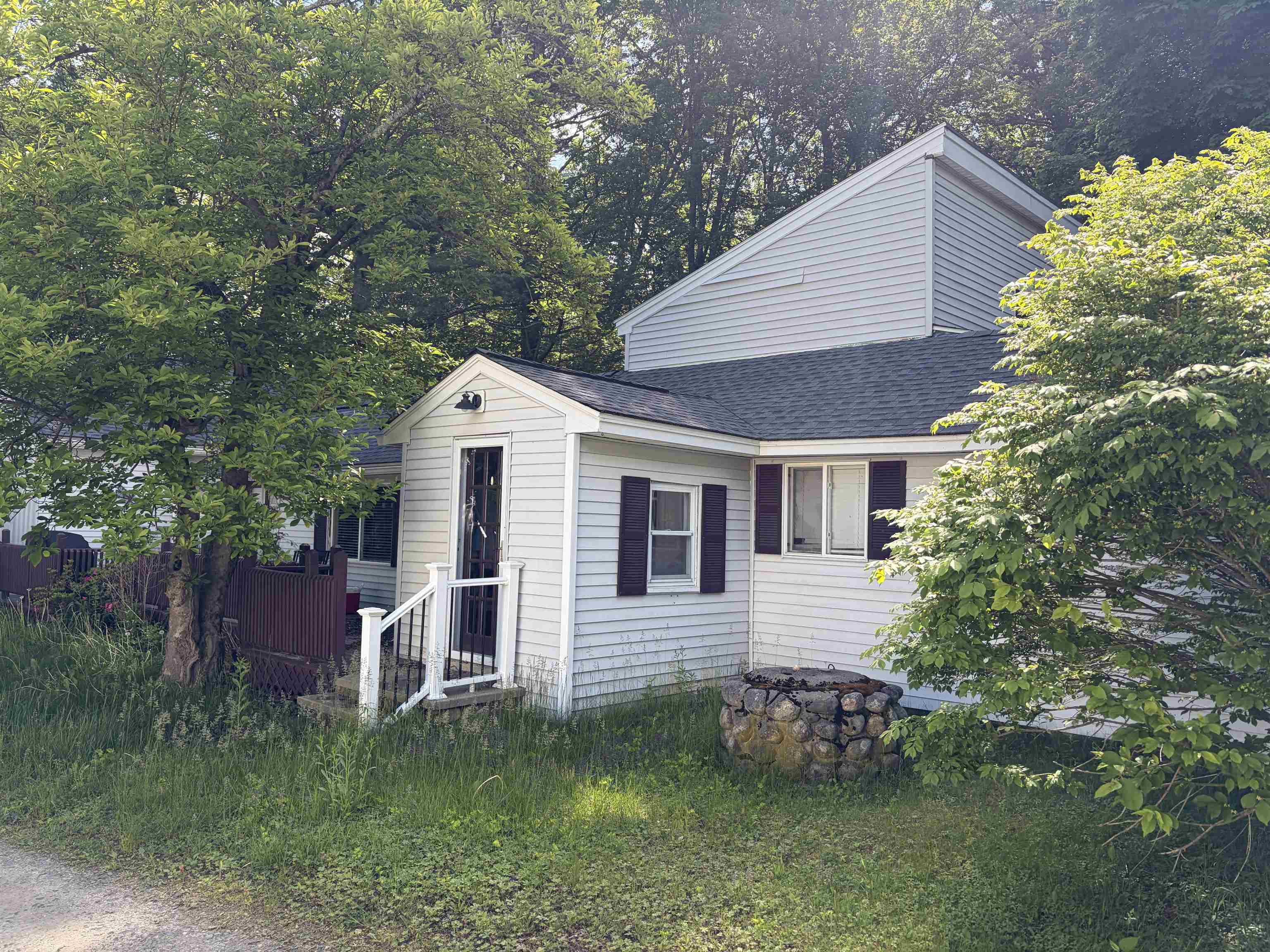 29 Cove Road Property Photo 4