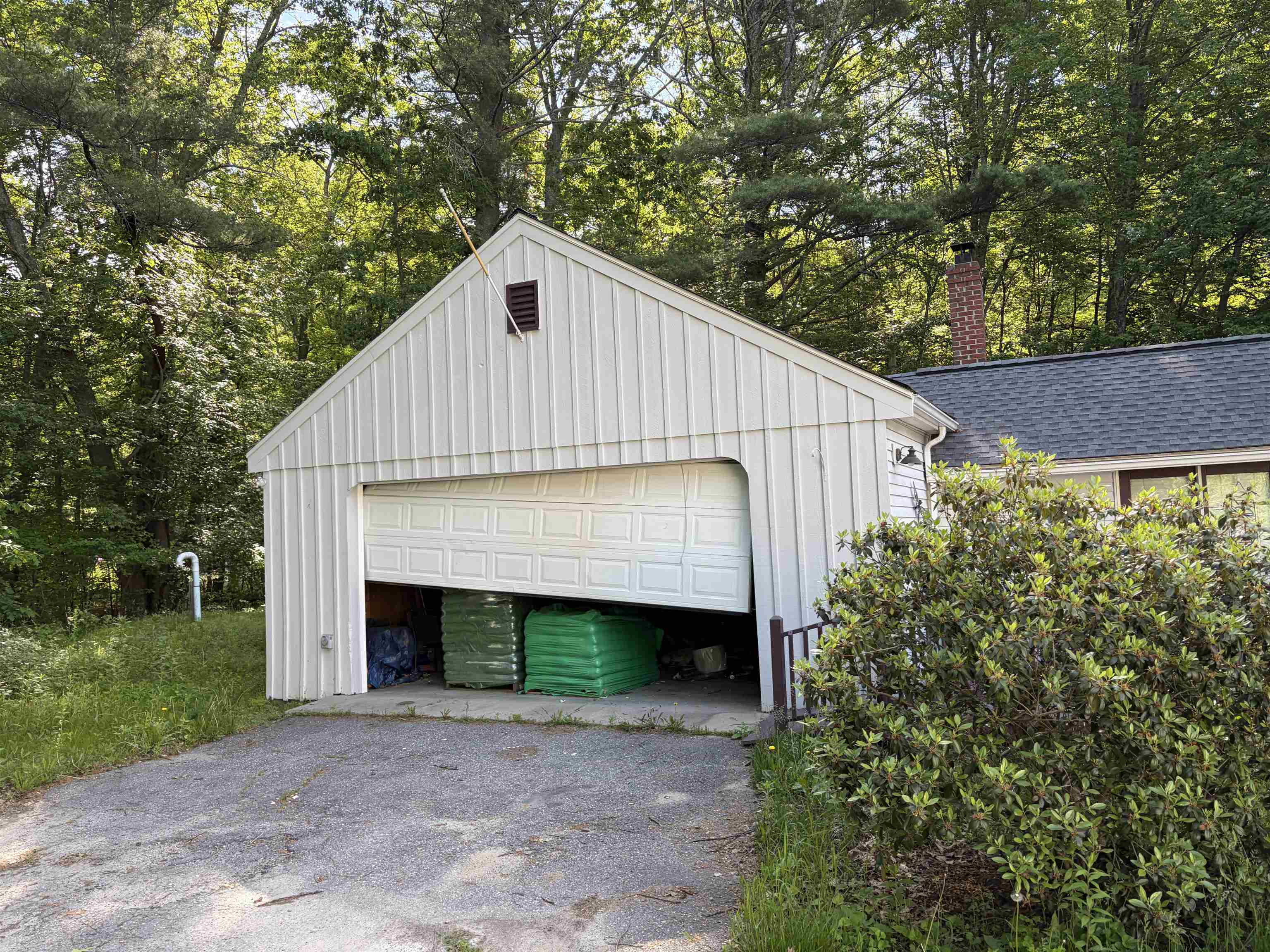 29 Cove Road Property Photo 5