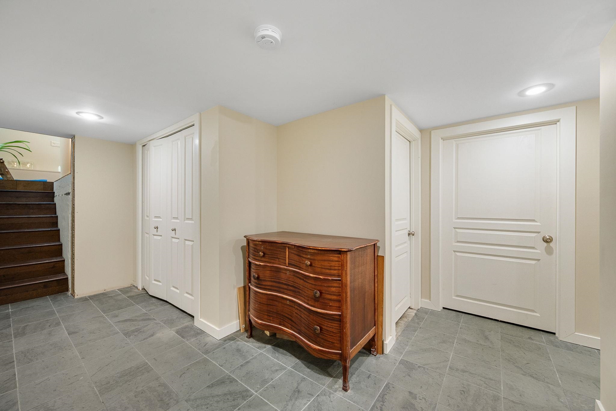 2021 Huntington Road Property Photo 31
