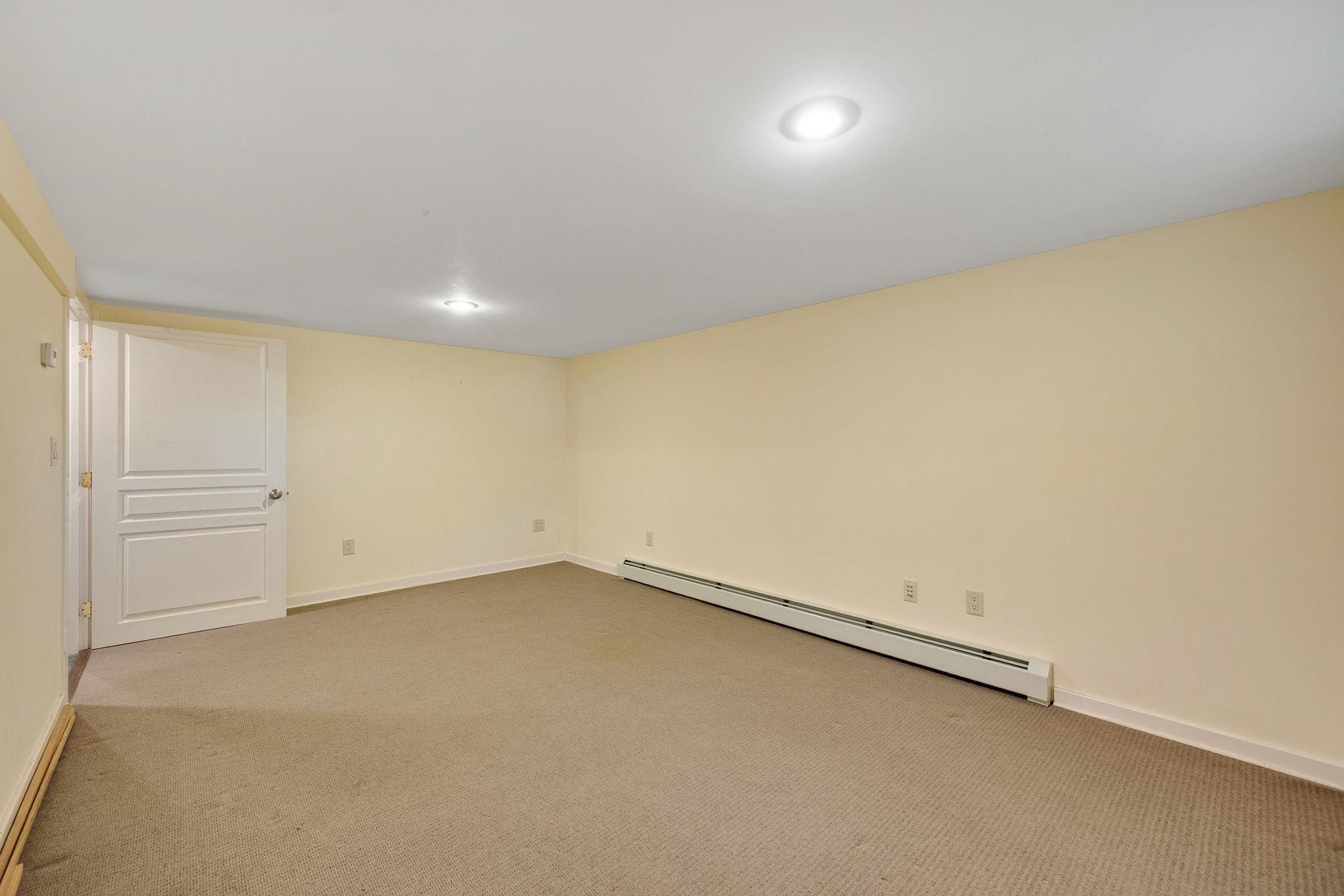 2021 Huntington Road Property Photo 37