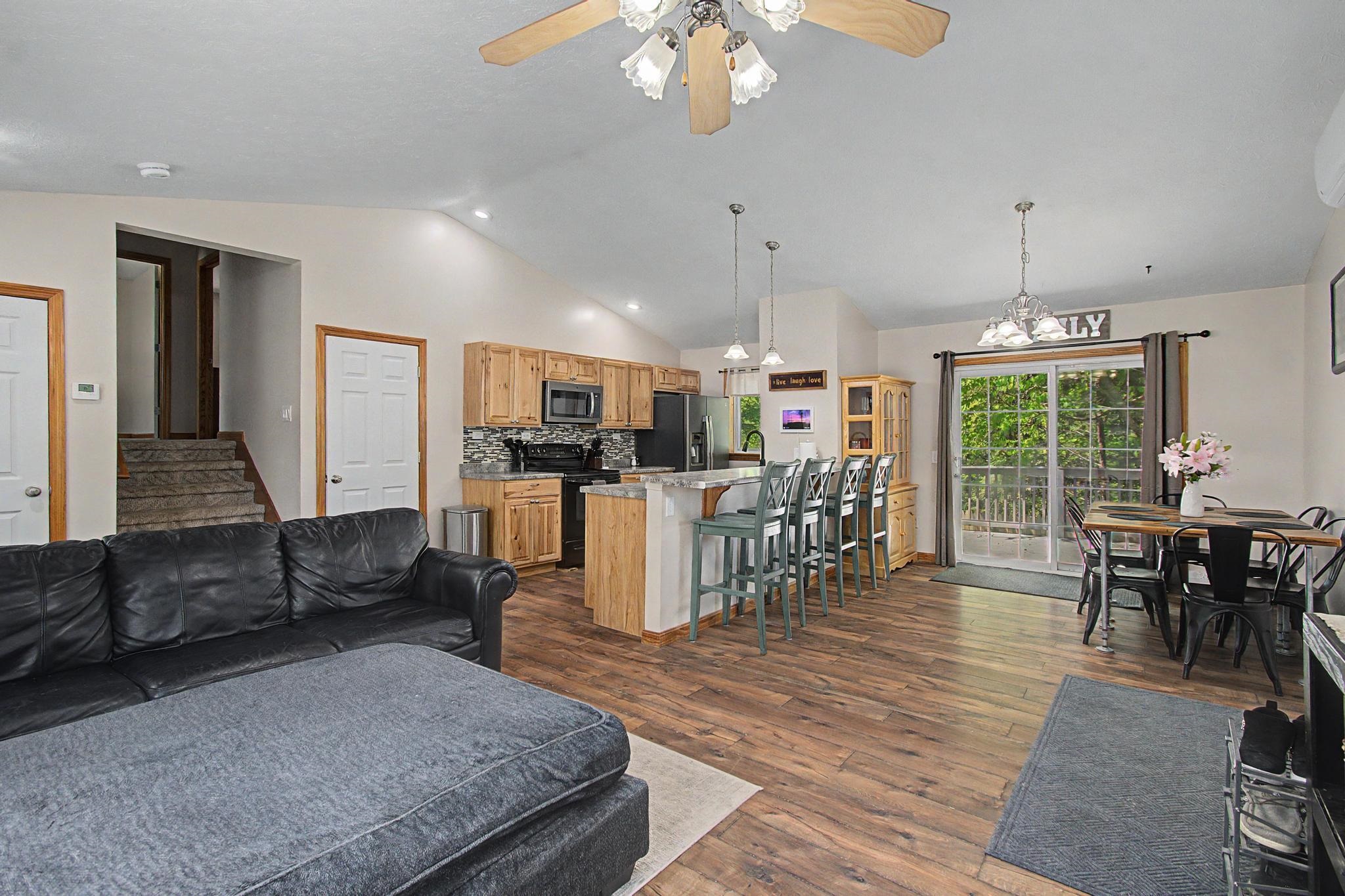 354 Old Stage Road Property Photo 4