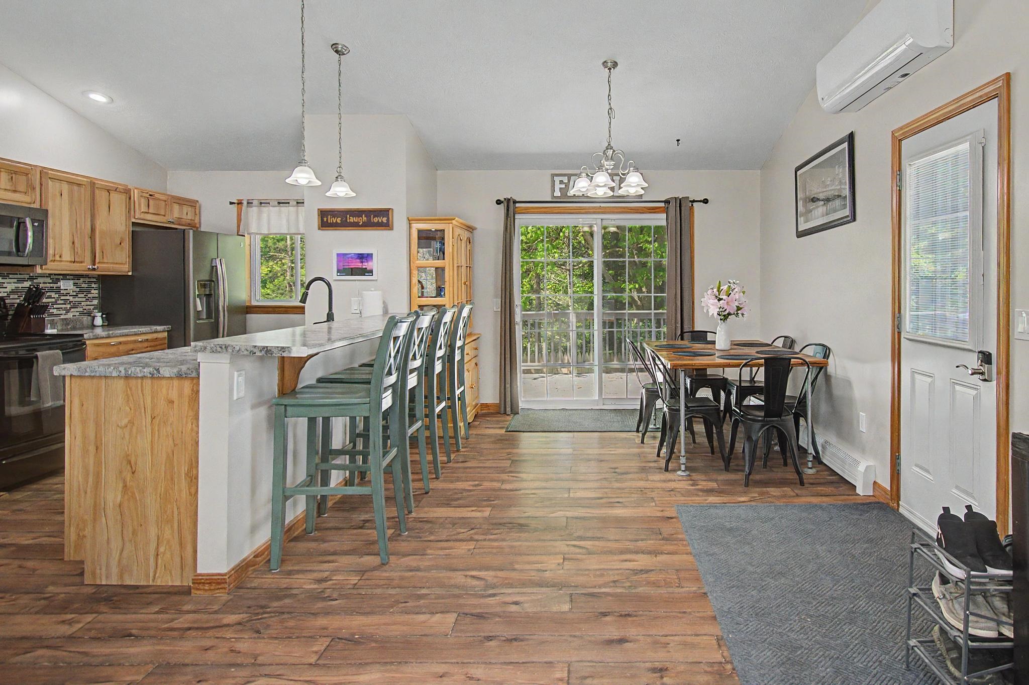 354 Old Stage Road Property Photo 5