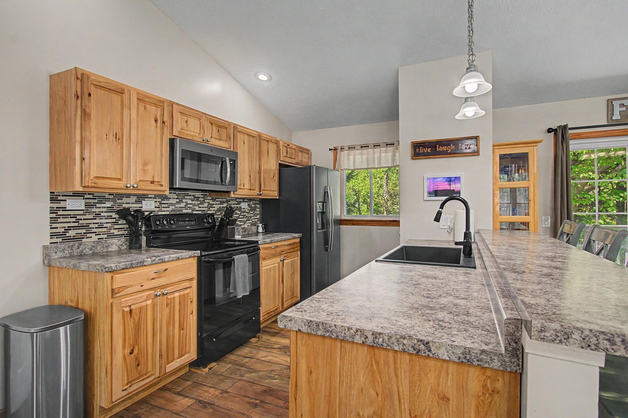 354 Old Stage Road Property Photo 12