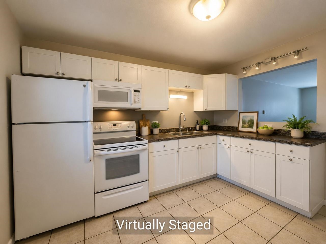 9d Blair Road Property Photo 4
