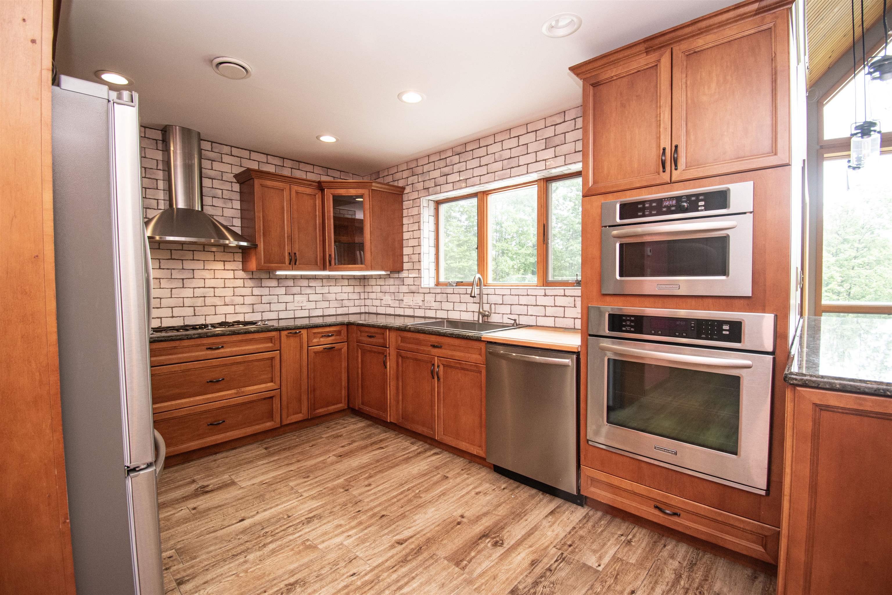 135 Stage Road Property Photo 7