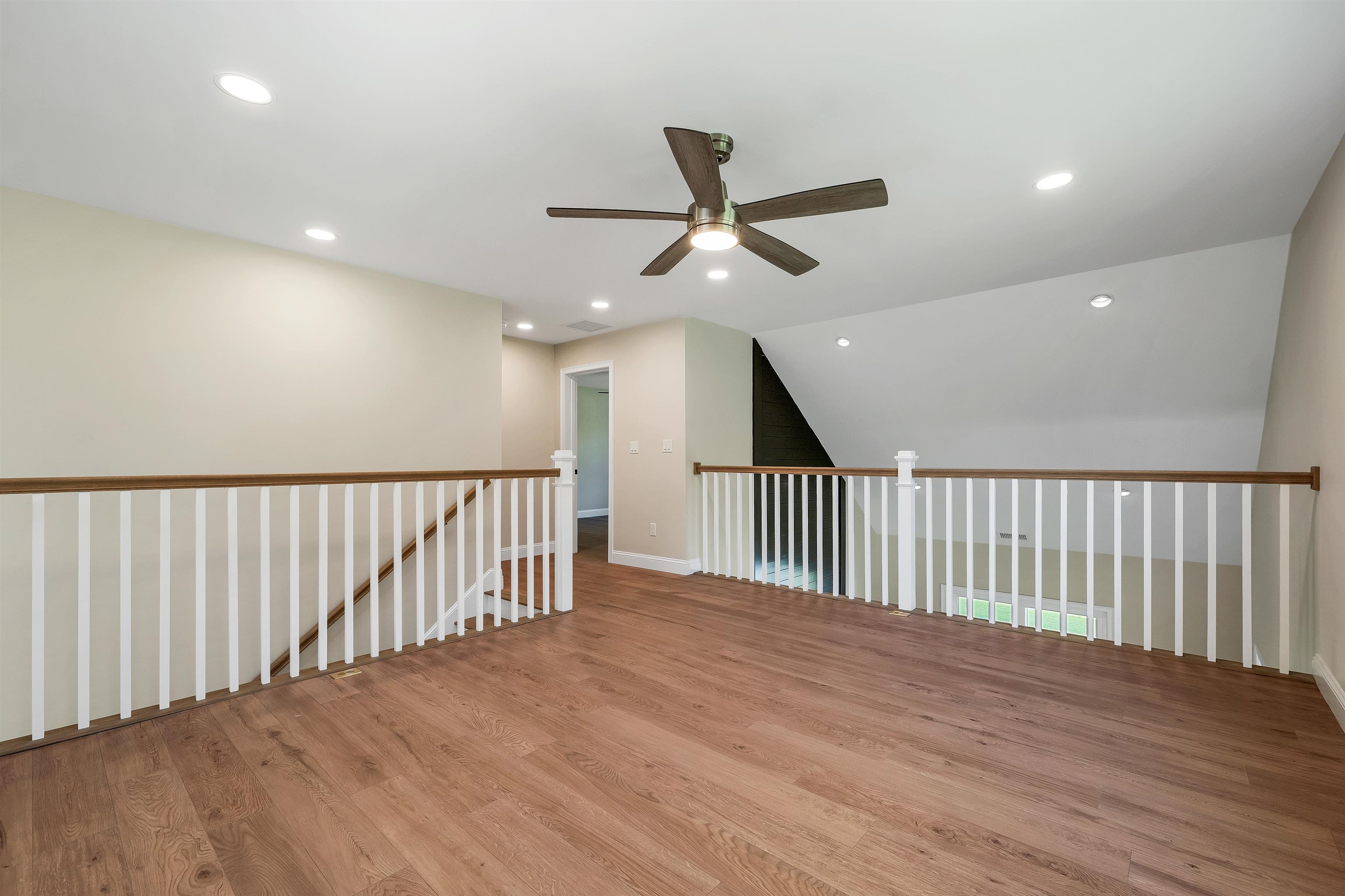 1 Cameron Court Property Photo 40