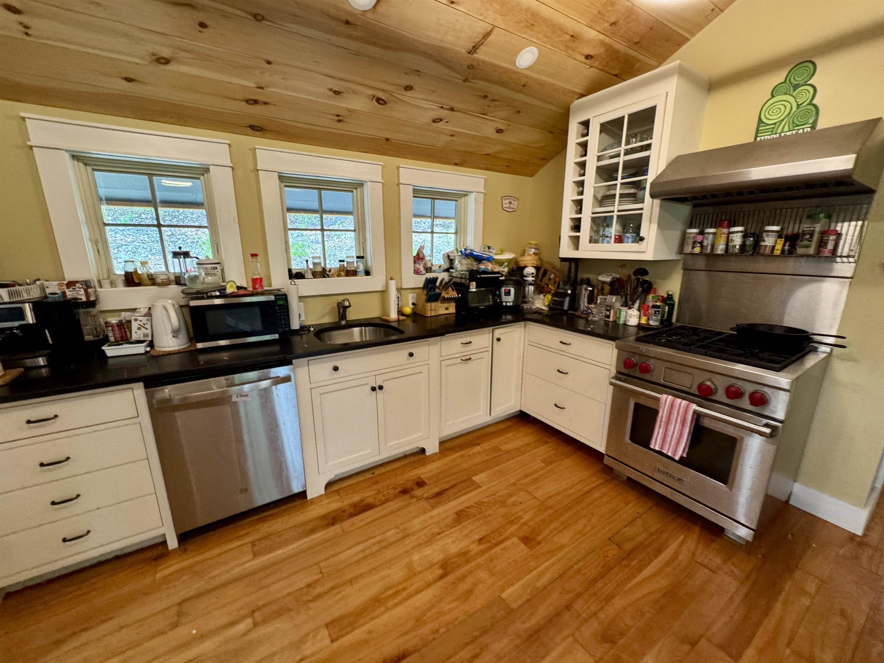 198 Brackett Road Property Photo 24