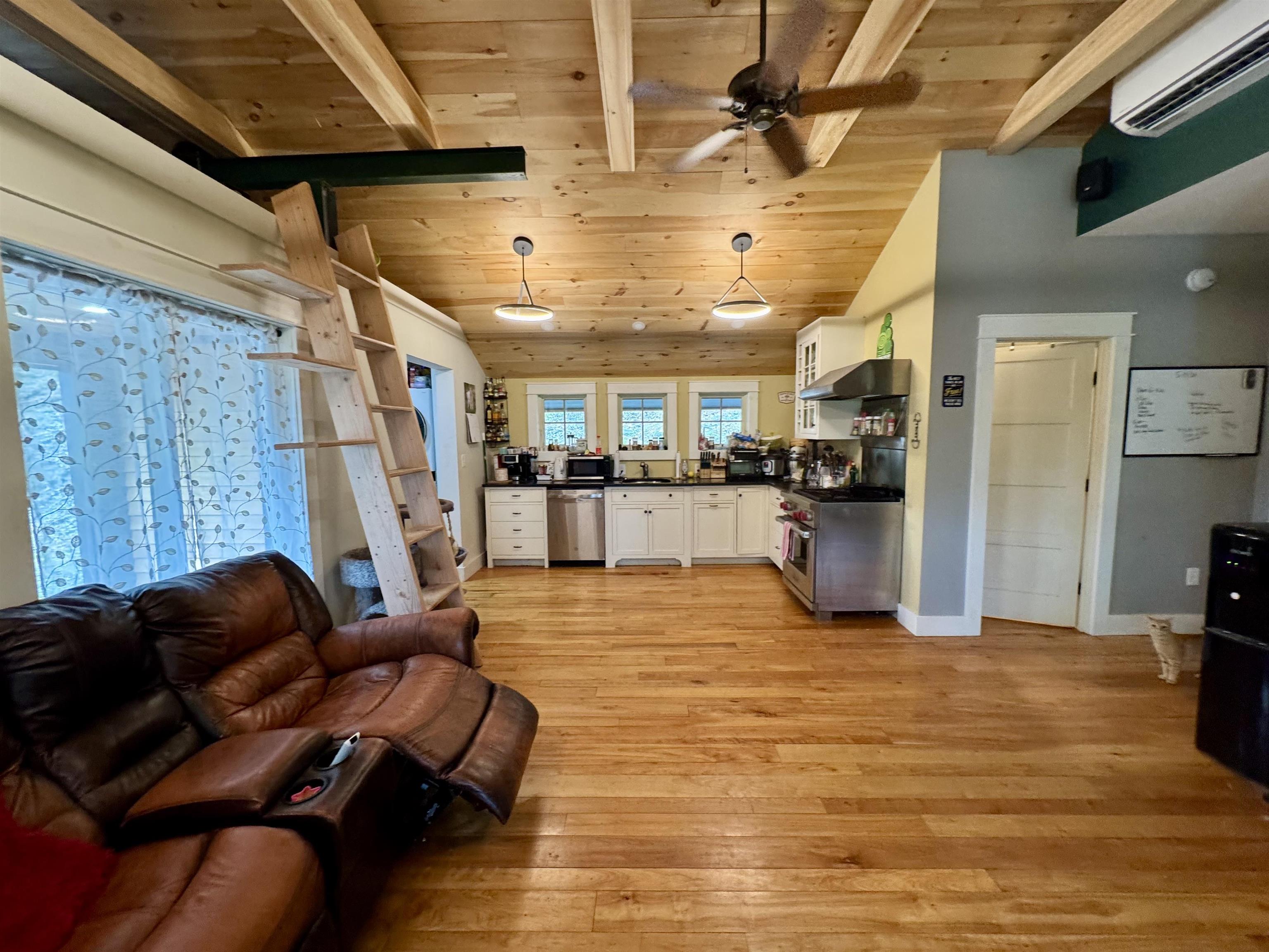 198 Brackett Road Property Photo 26
