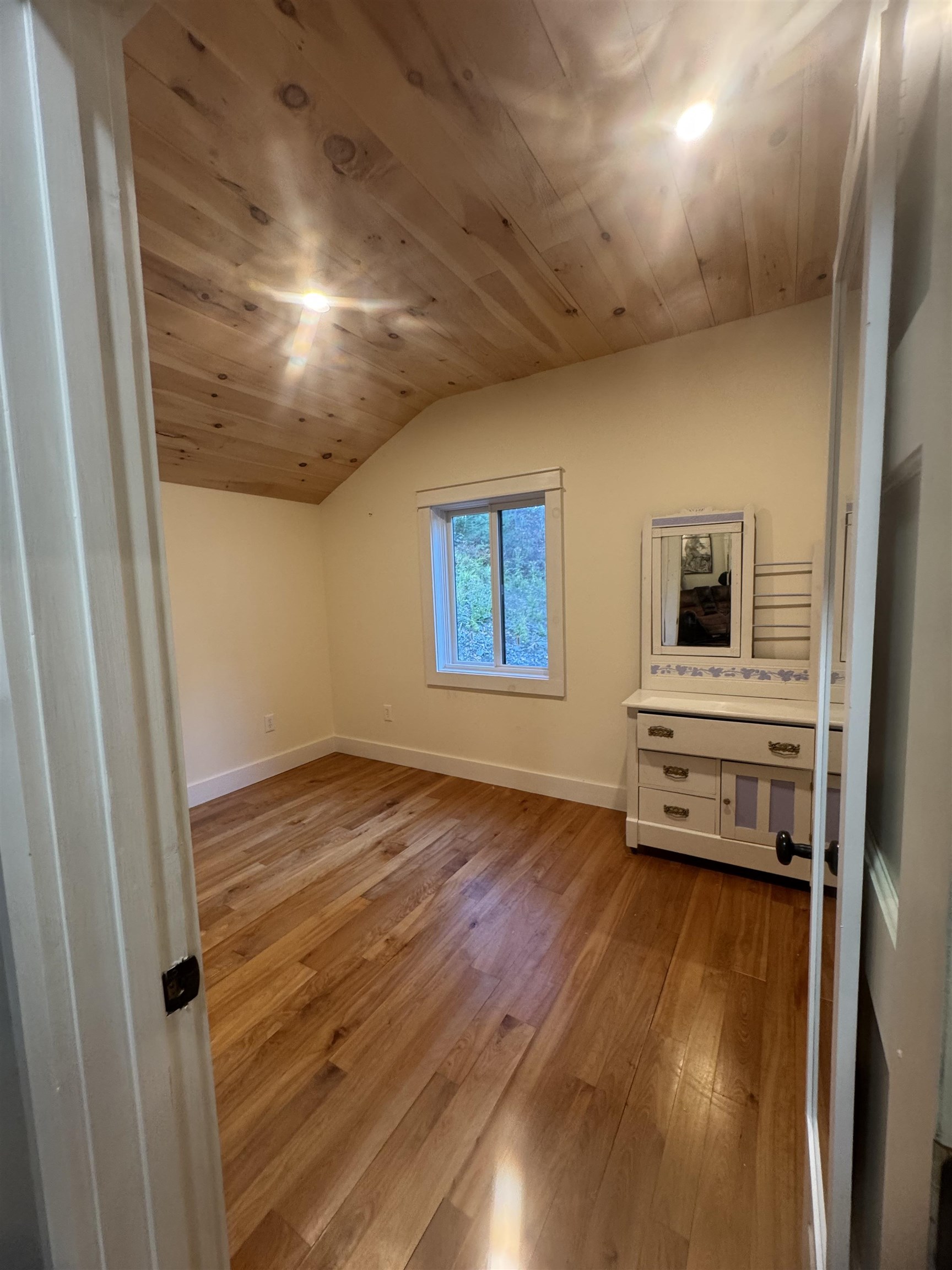 198 Brackett Road Property Photo 32