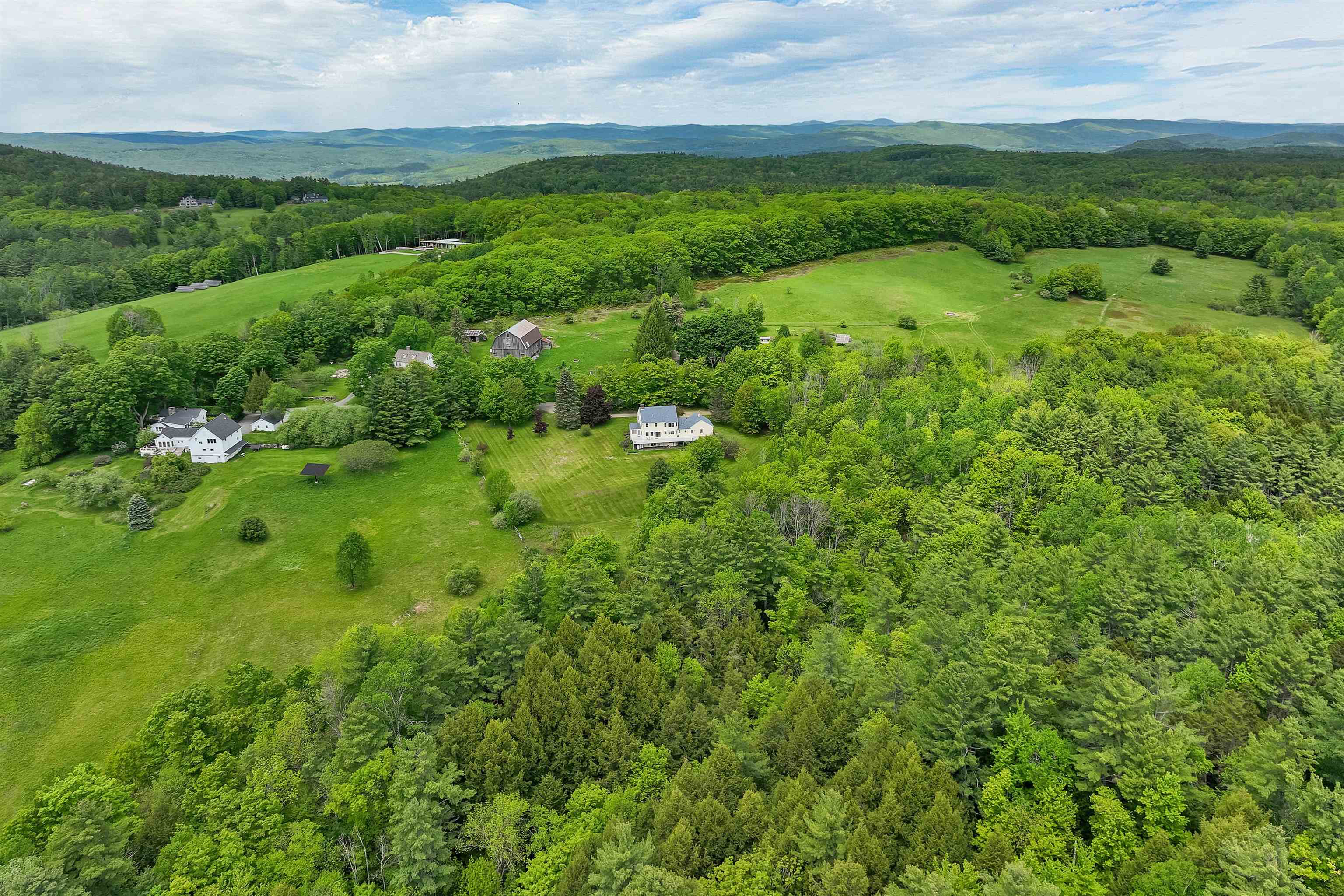 25 Wolfeboro Road Property Photo 2